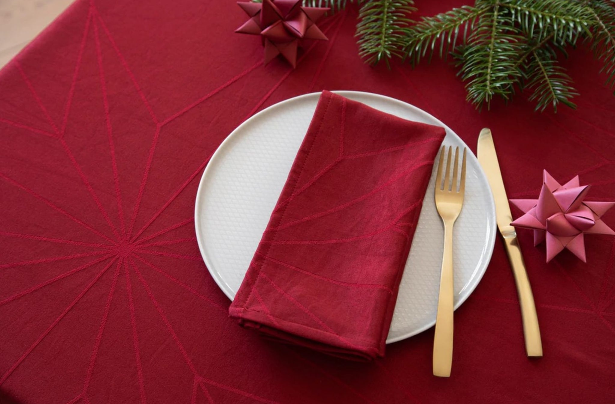 Novoform Design Stars Tablecloth 370 Cm, Advent Red