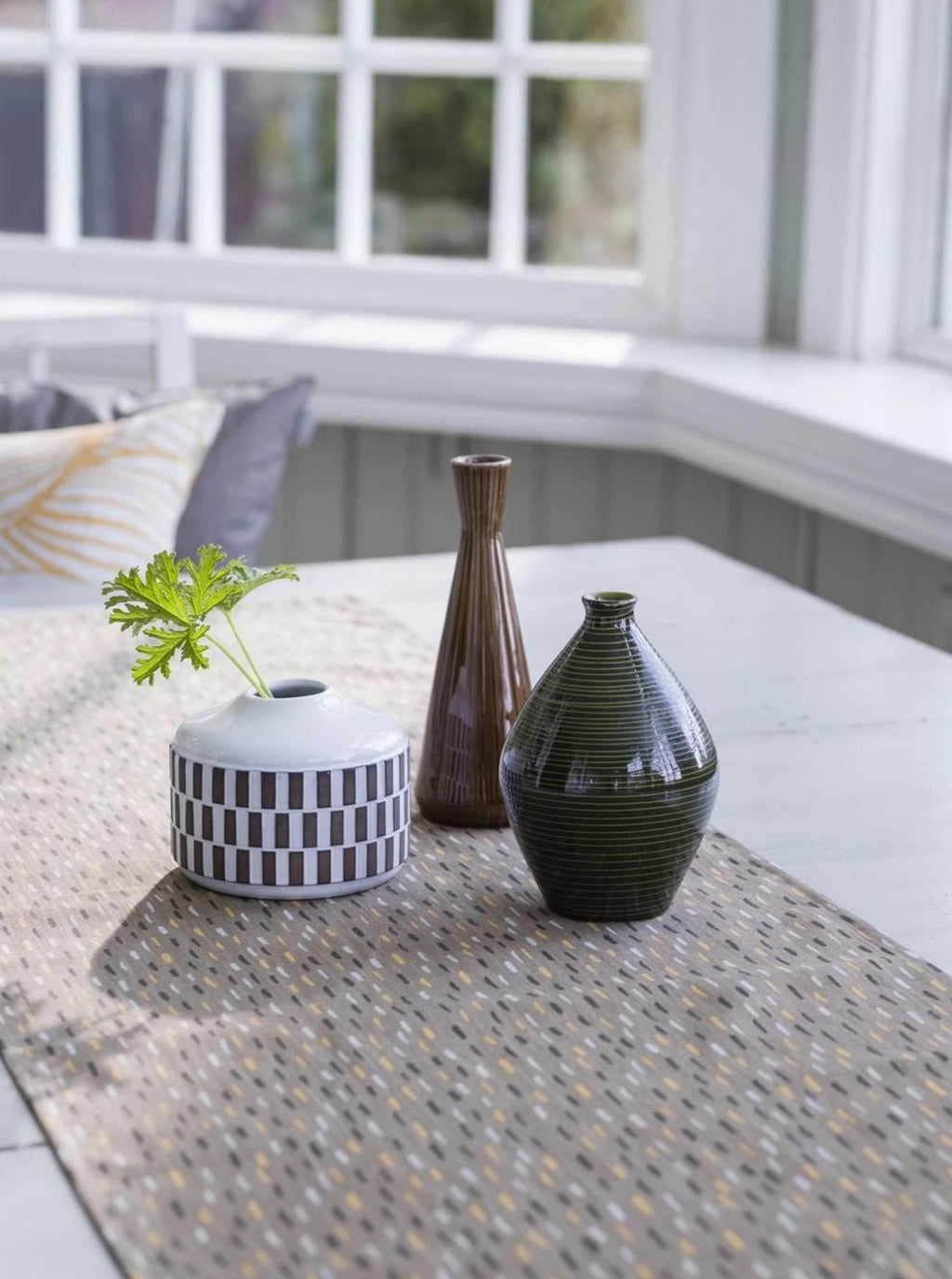 Spira Art Table Runner, Brown