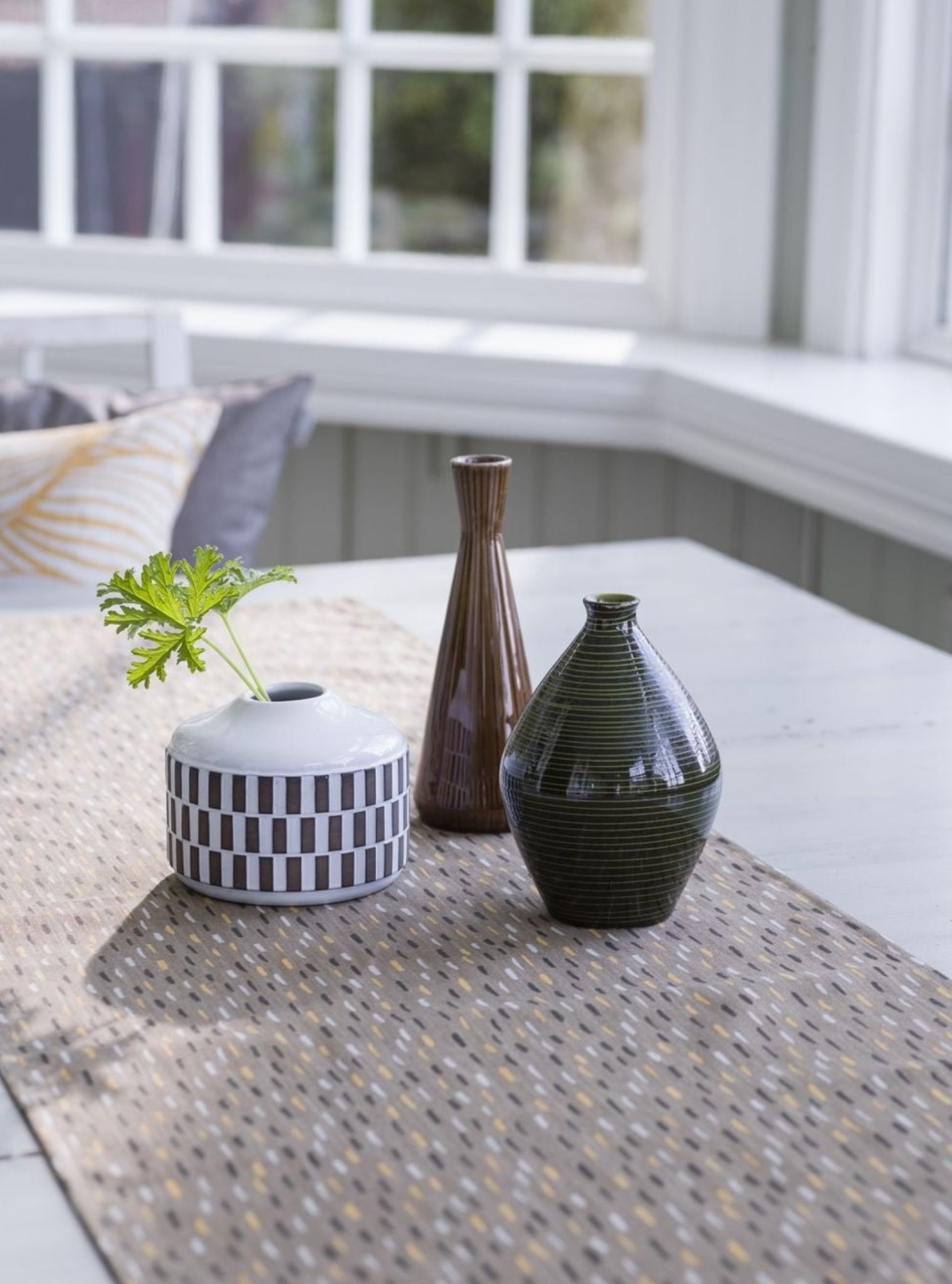 Spira Art Table Runner, Brown