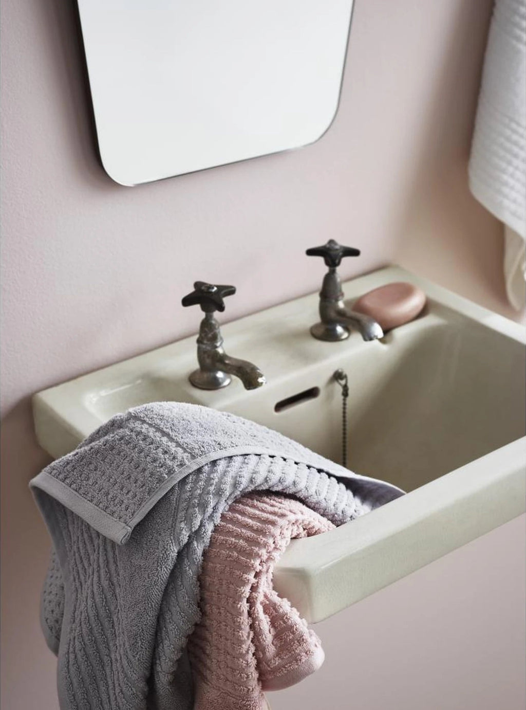 Juna Check Towel Nude, 70x140 Cm