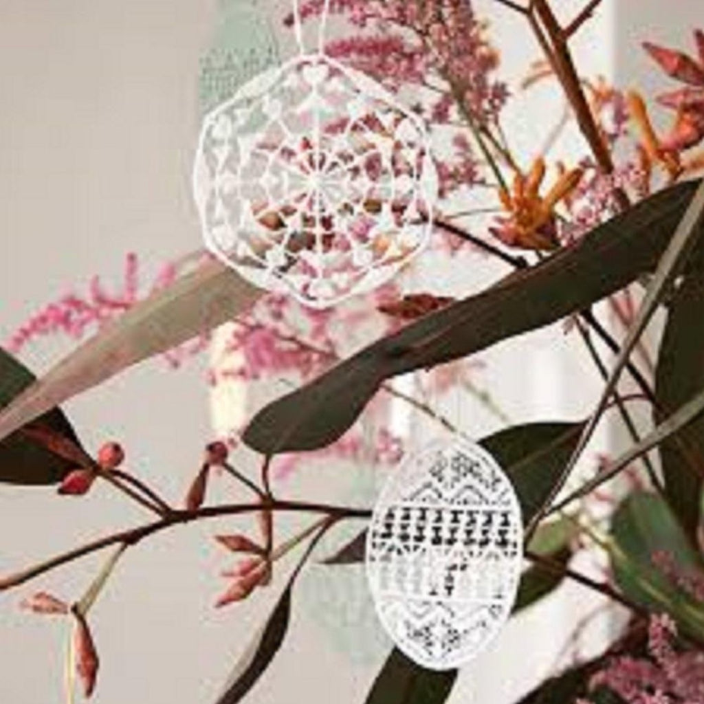 Juna Easter Gækkebrev, White