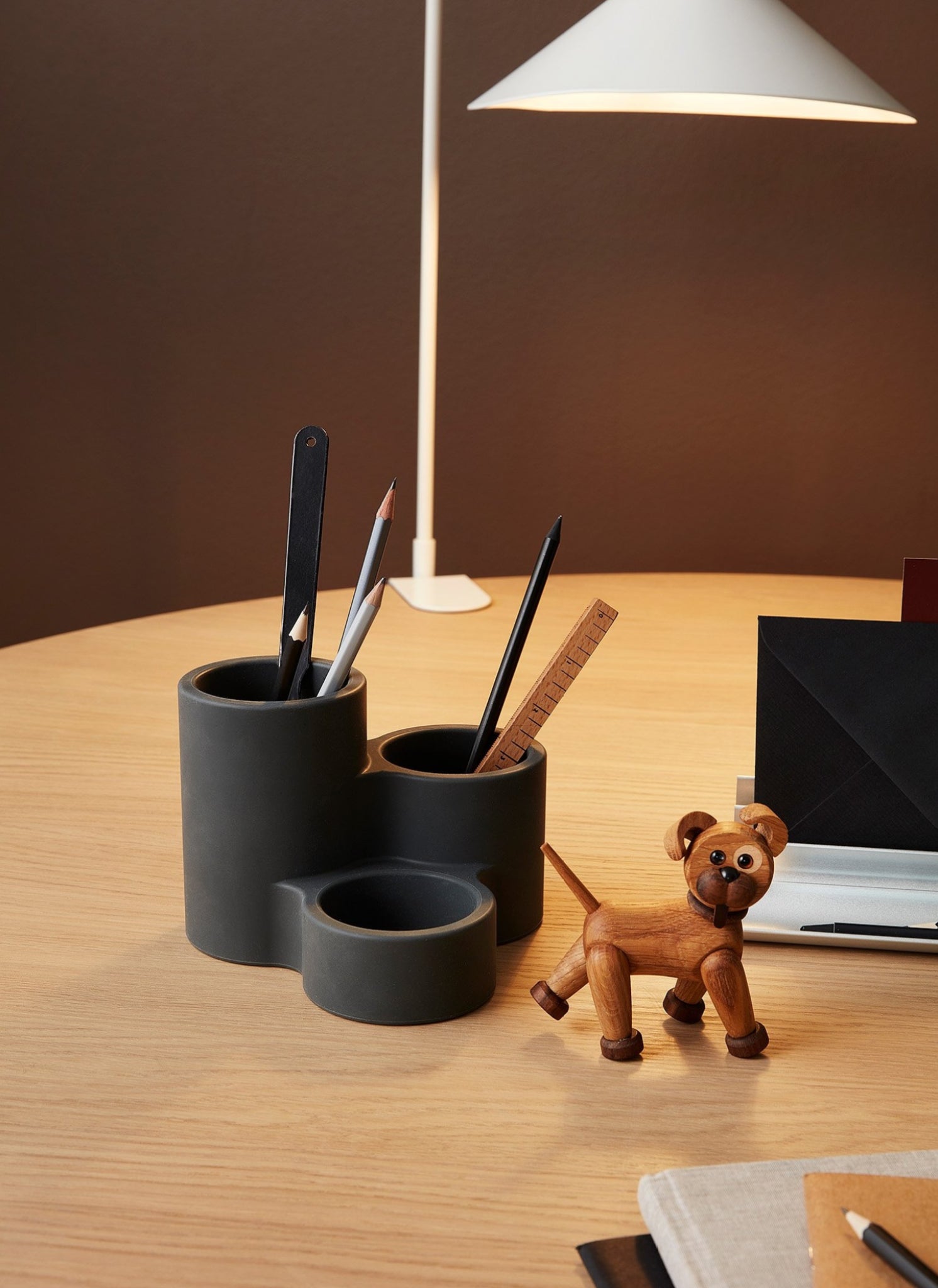 Spring Copenhagen Circles, Iron Grey