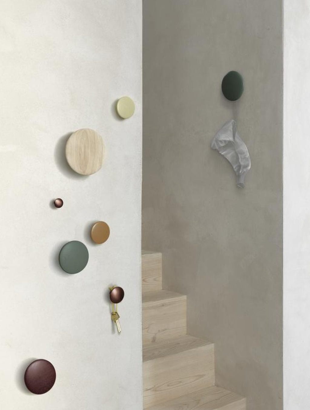 Muuto The Dots Hook Metal Black Metal ø 3.9 Cm, Black