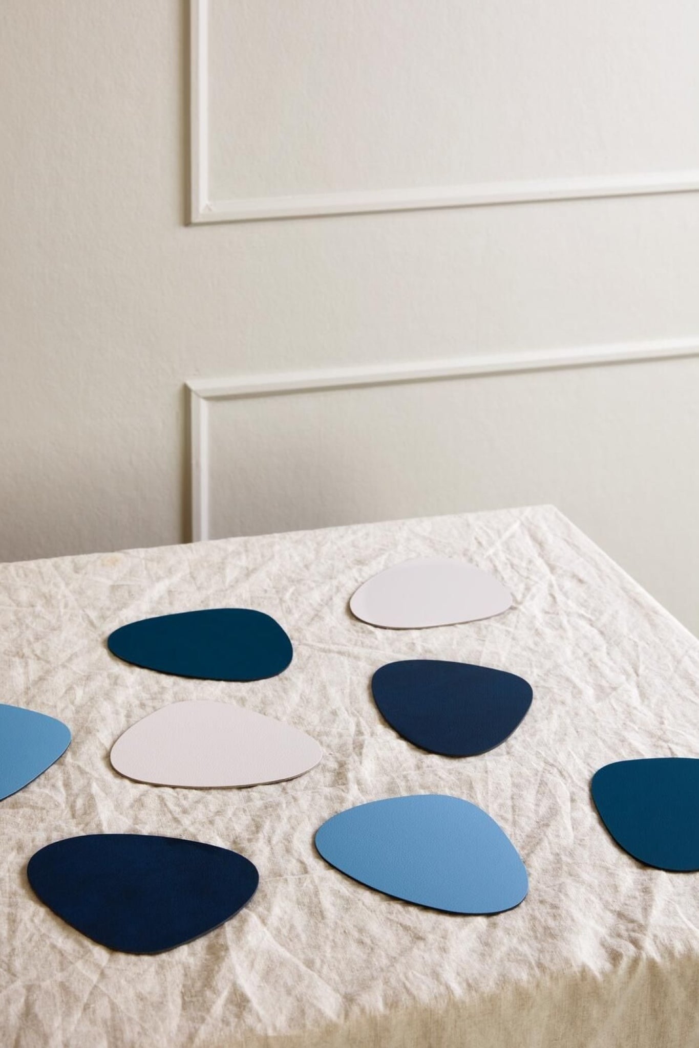 Lind DNA Circle Glass Coaster Nupo Leather, Dark Brown