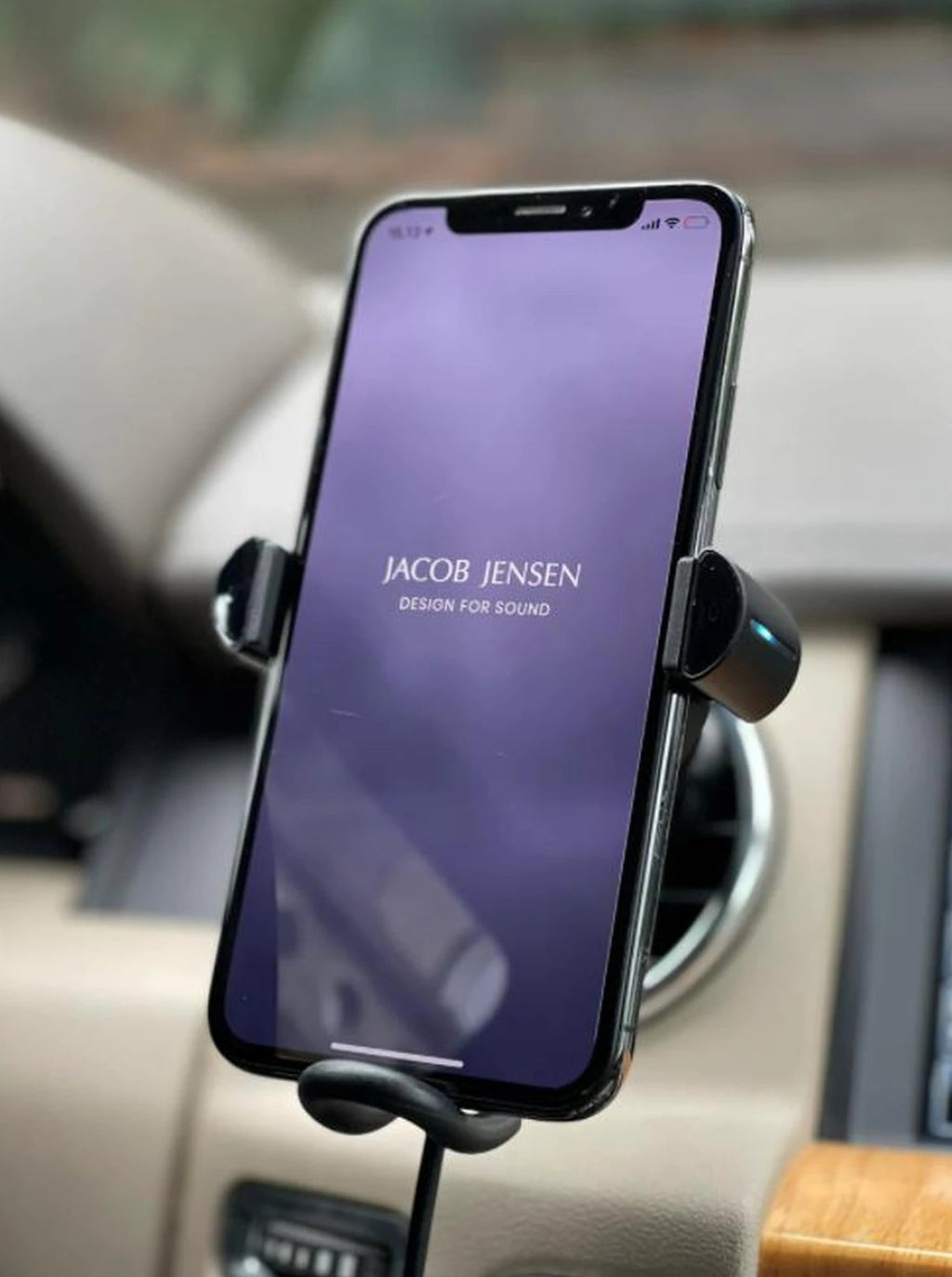 Jacob Jensen QI Charger Wireless Charger