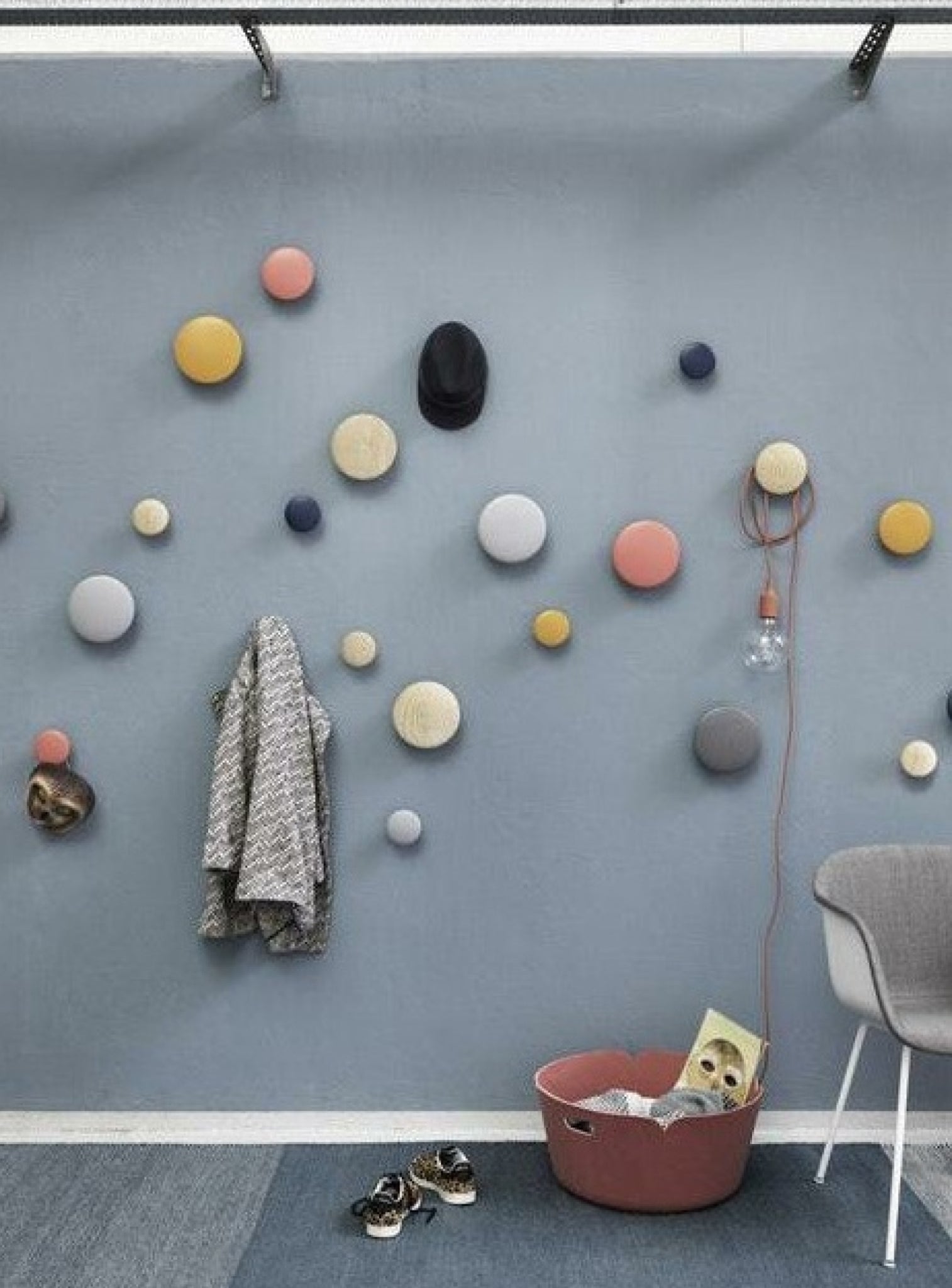 Muuto The Dots Hook Wood Walnut Wood ø 17 Cm, Walnu