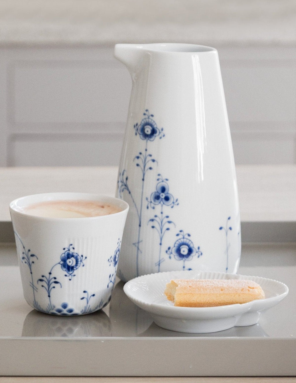 Royal Copenhagen Elements Blue Jug, 70 Cl