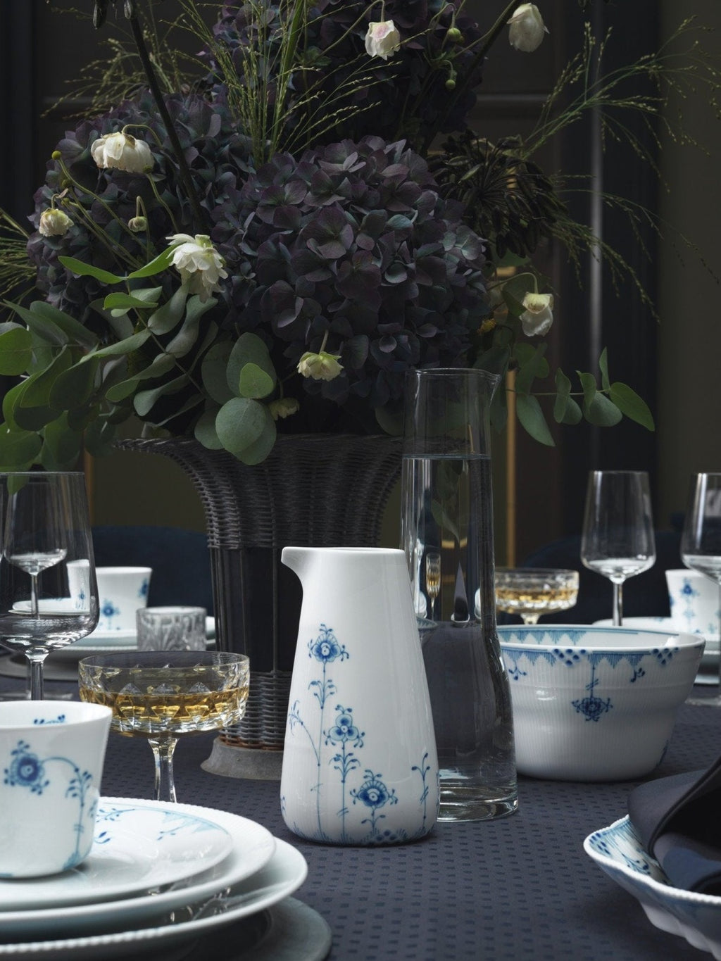 Royal Copenhagen Elements Blue Deep Plate, 25 Cm