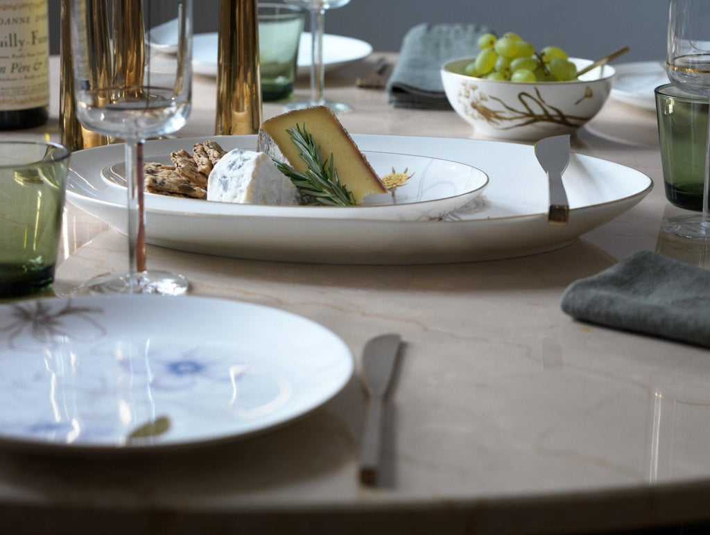 Royal Copenhagen Flora Plate Dandelion, 26cm