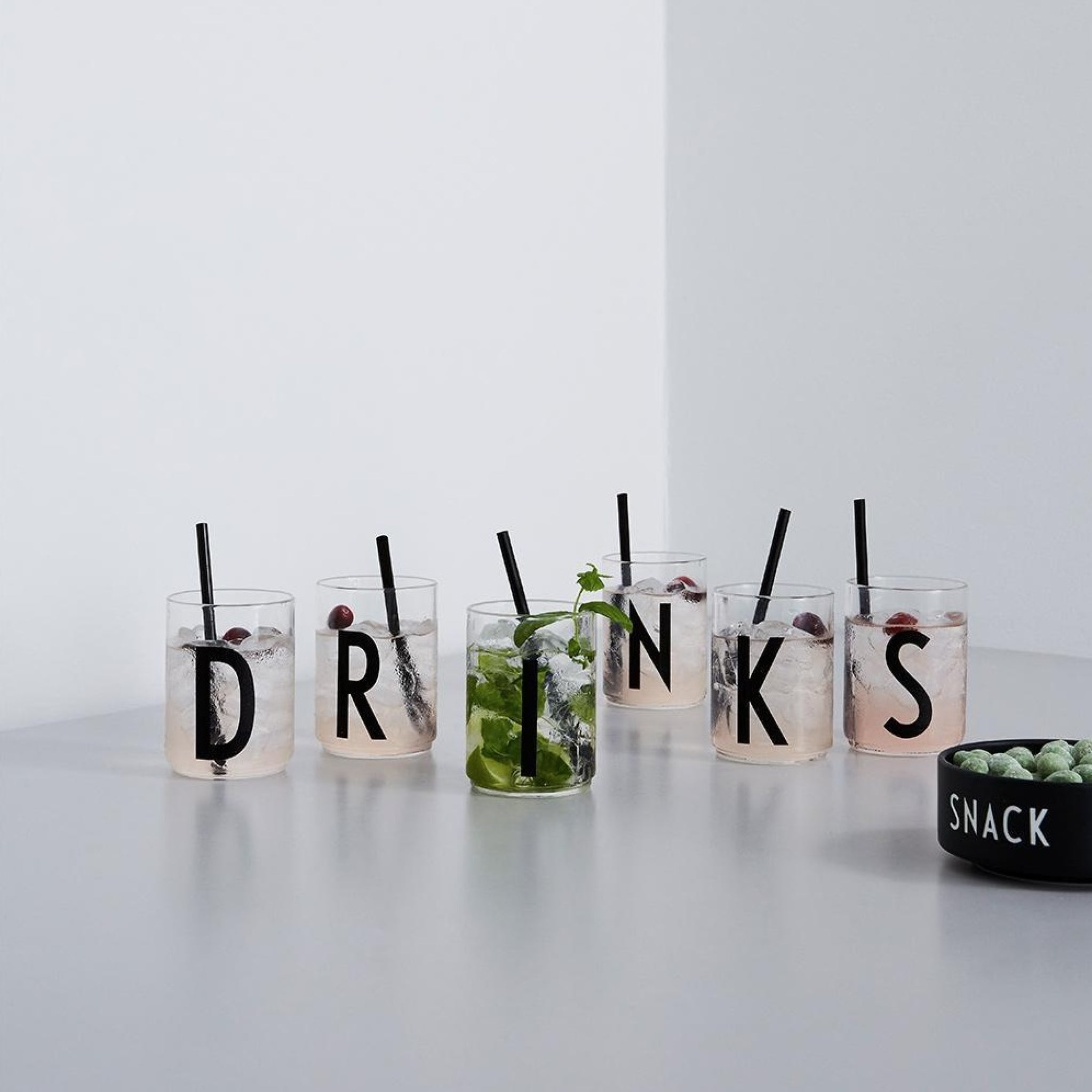 Design Letters Personal Drinking Glass A-Z, Q