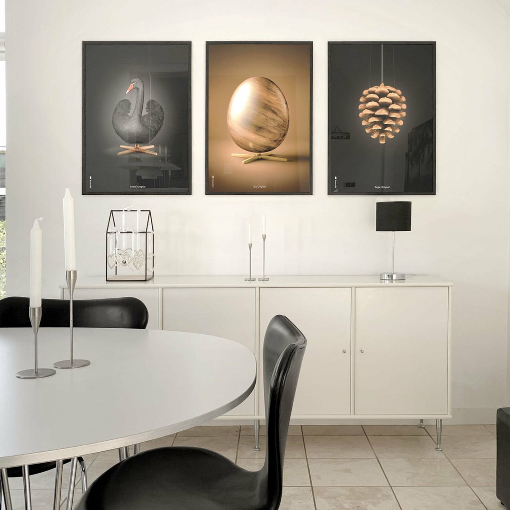 Brainchild pine cone classic poster, frame in black lacquered wood 30x40 cm, black background