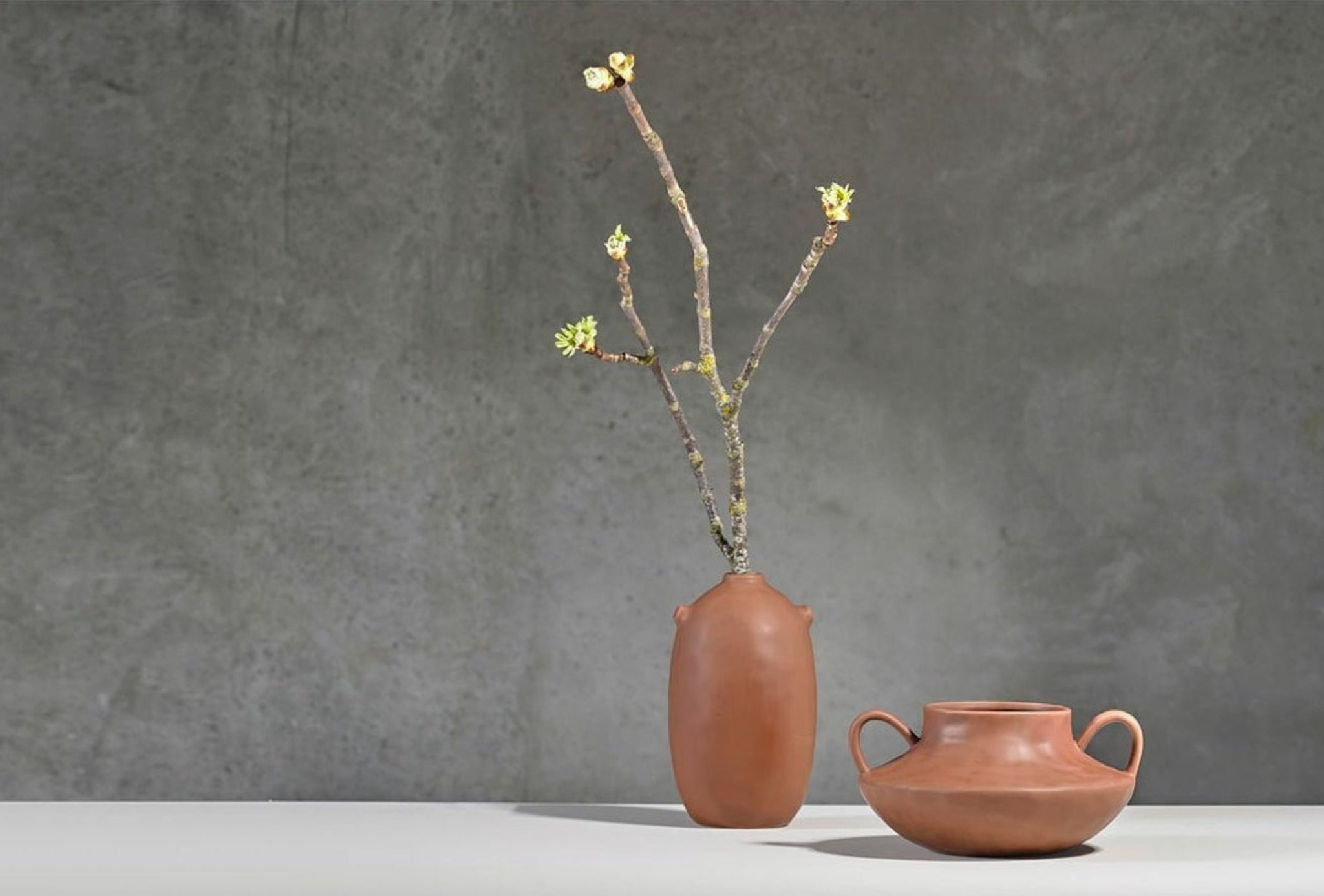 Villa Collection Vase With Handle, 31x29x16 Cm