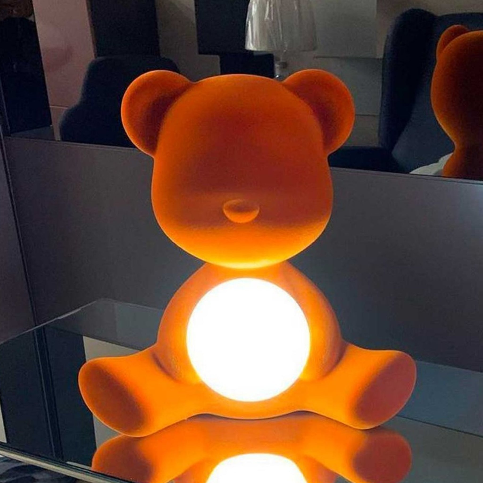 Qeeboo Teddy Girl LED Table Lamp - Rechargeable Velvet Finish in Purple