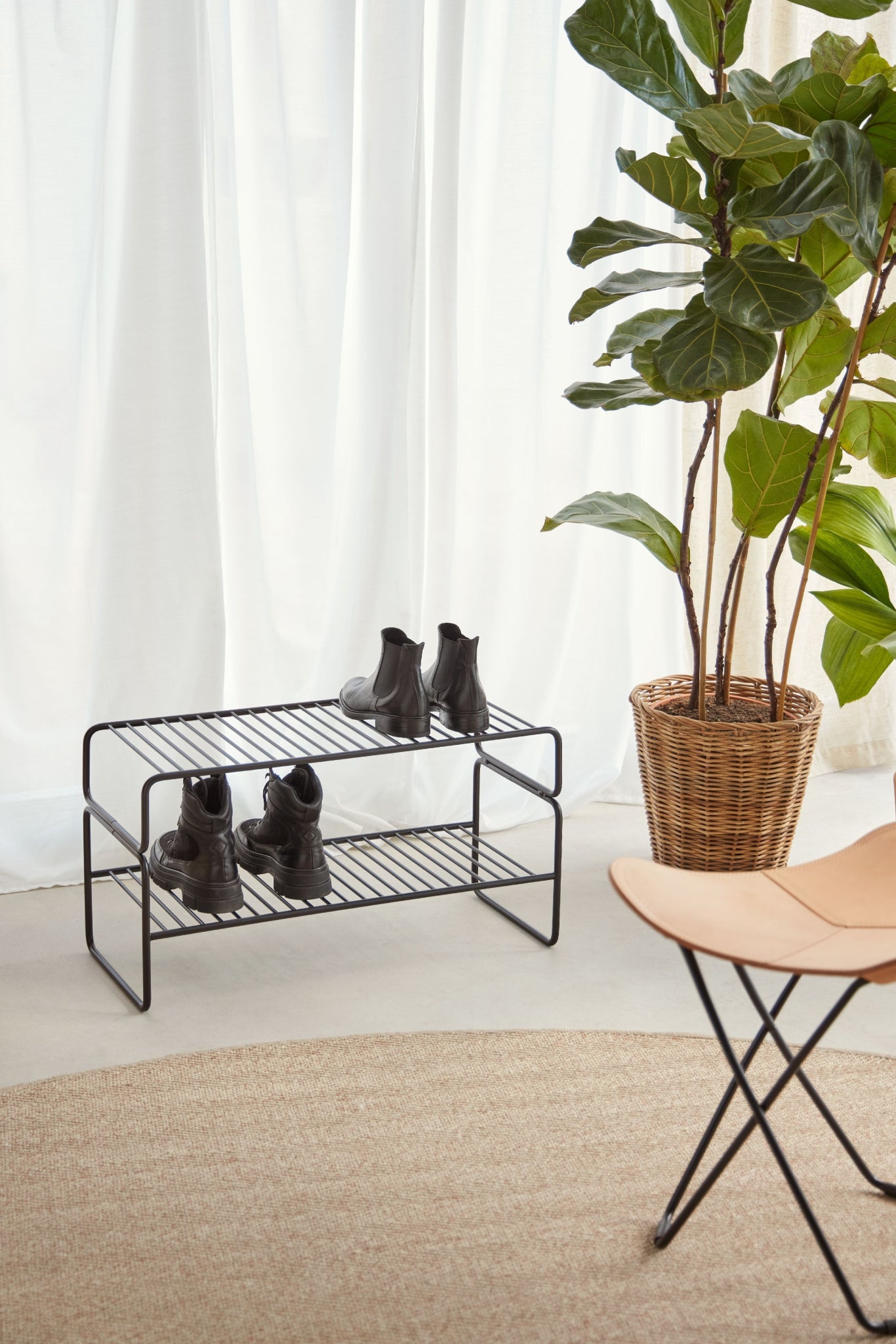 Cuero Shoe Rack