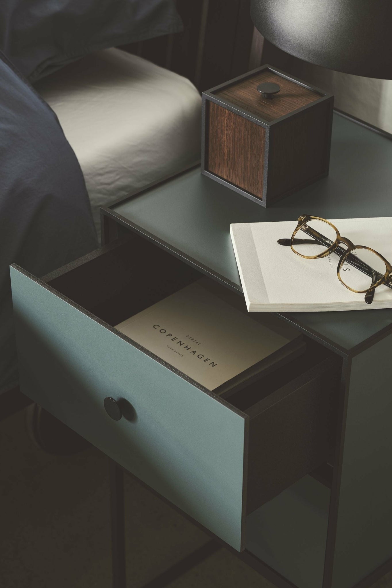 Audo Copenhagen Frame 35 module with two drawers, light grey