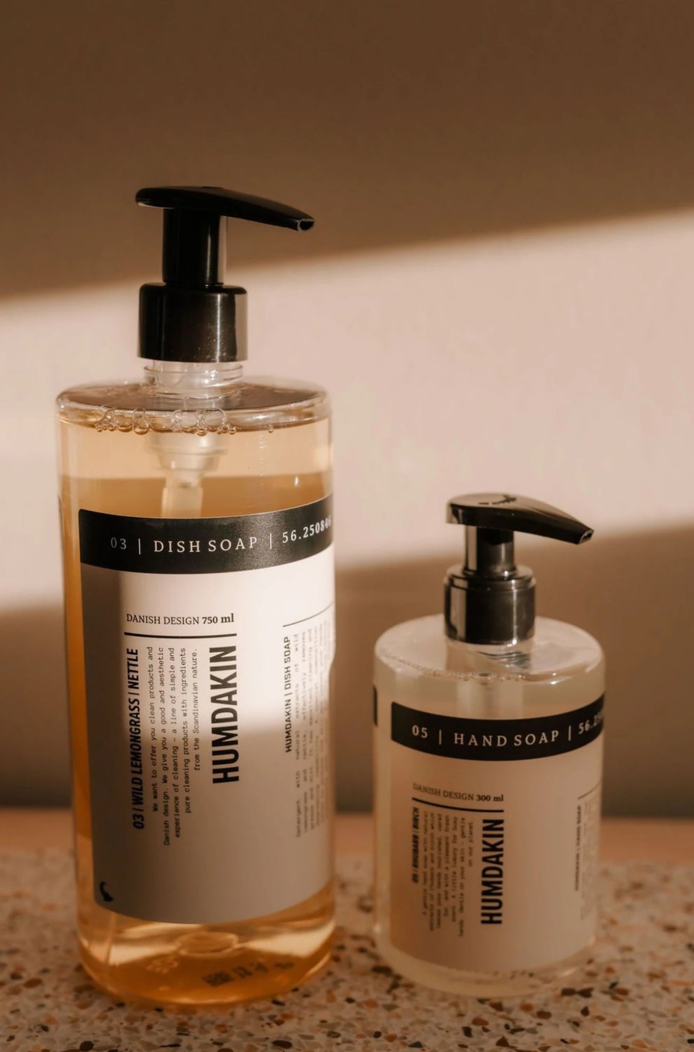 Humdakin Venice Terrazzo Top, Black