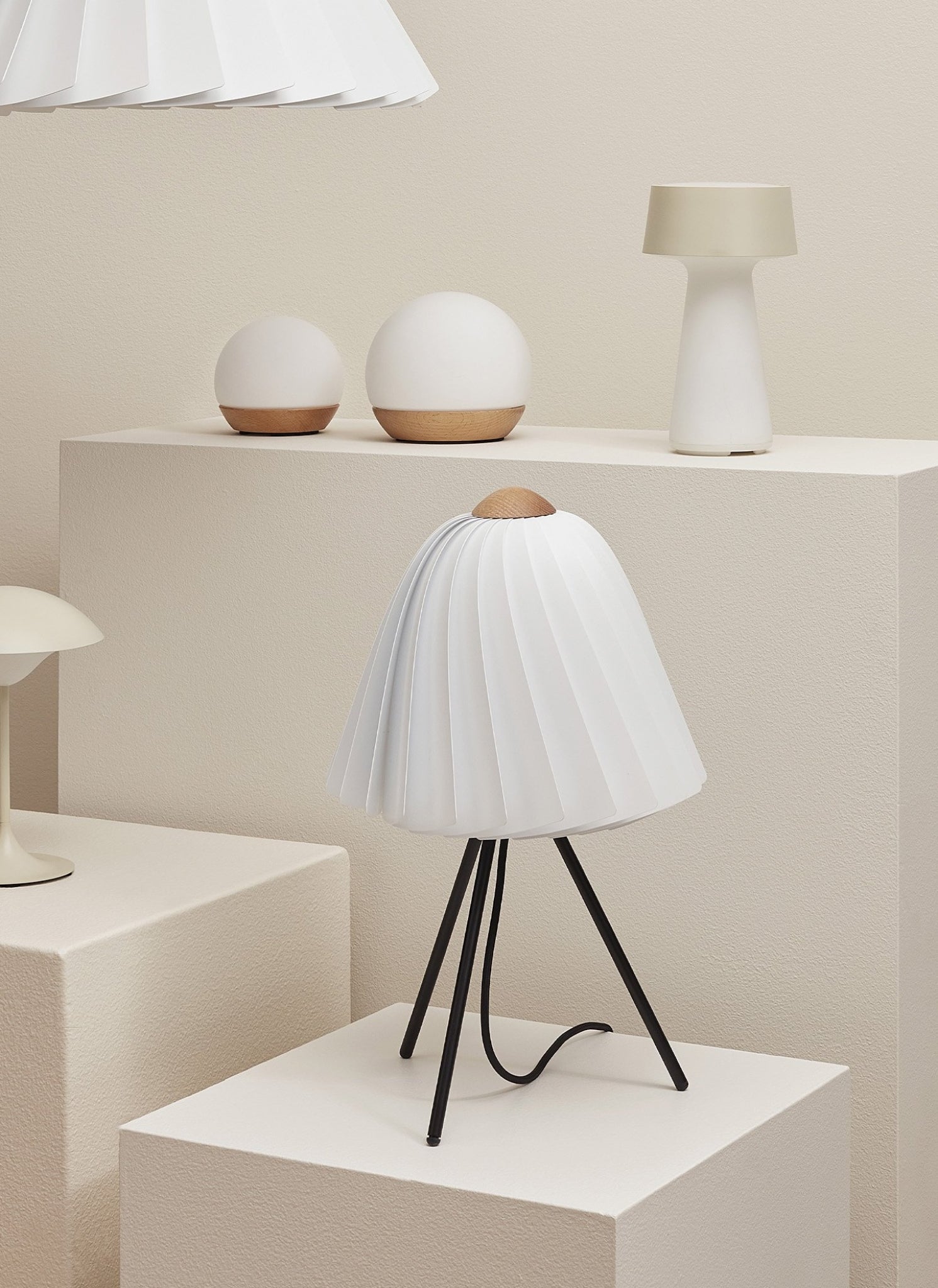 Spring Copenhagen Ballet Table Light