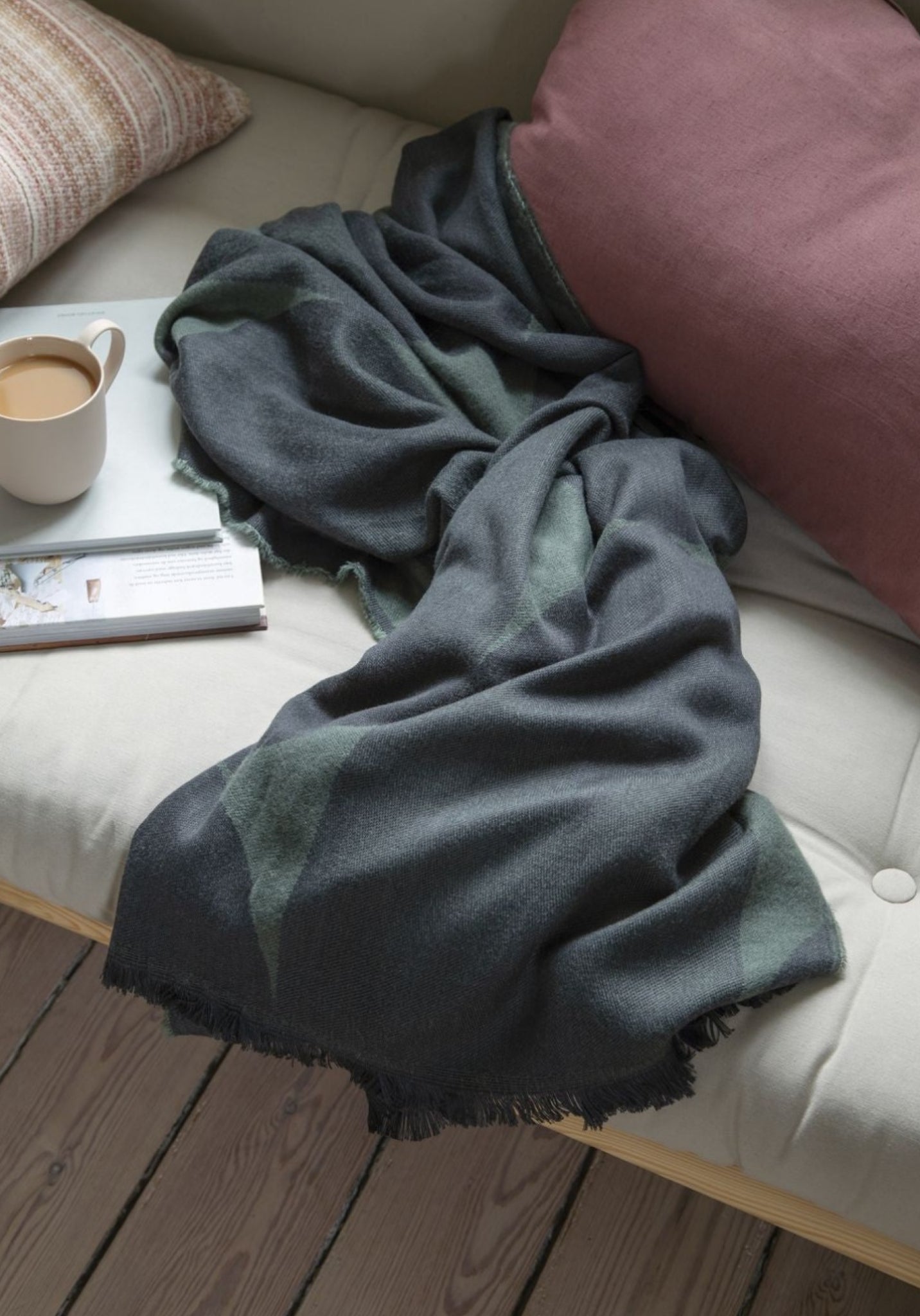 Novoform Design Loop Plaid, Cool Grey