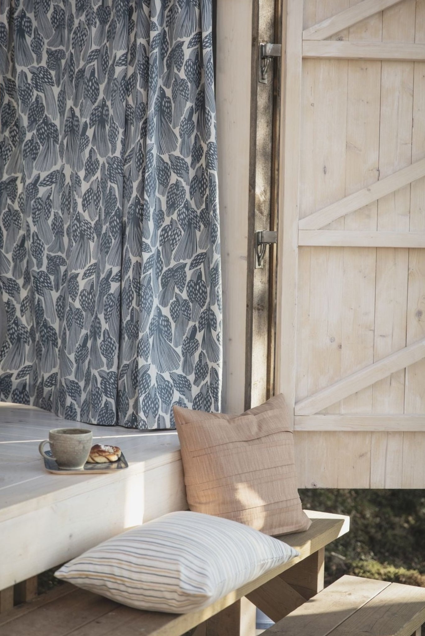 Spira Birds Fabric Width 150 Cm (Price Per Meter), Dusty Blue