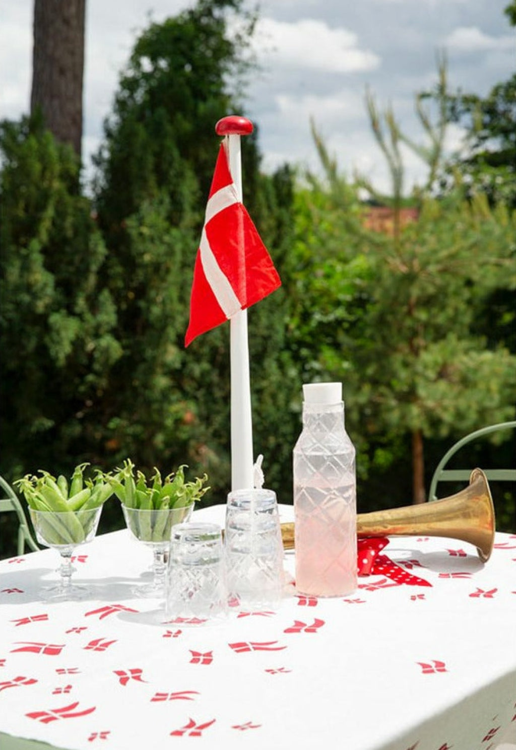 Medusa Copenhagen Glass With Crystal Plastic Base