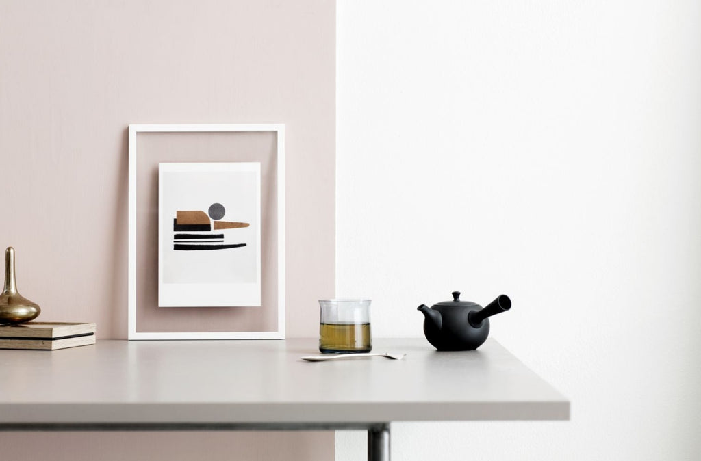 Moebe A5 White Frame: Stylish Acrylic & Aluminum Design, Made in Europe