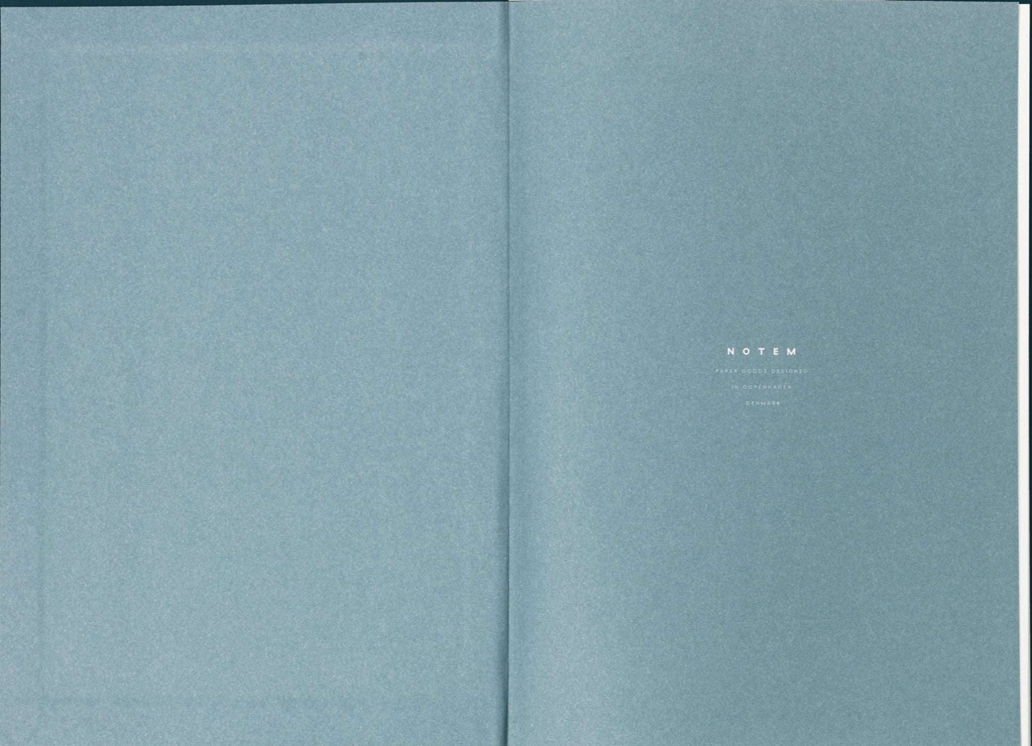 Notem Studio Bea, Notebook With Elastic Band, Dark Blue