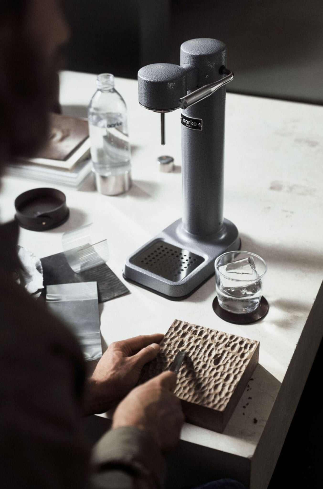 Aarke Carbonator 3 Hammertone: Premium Stainless Steel Water Bubbler