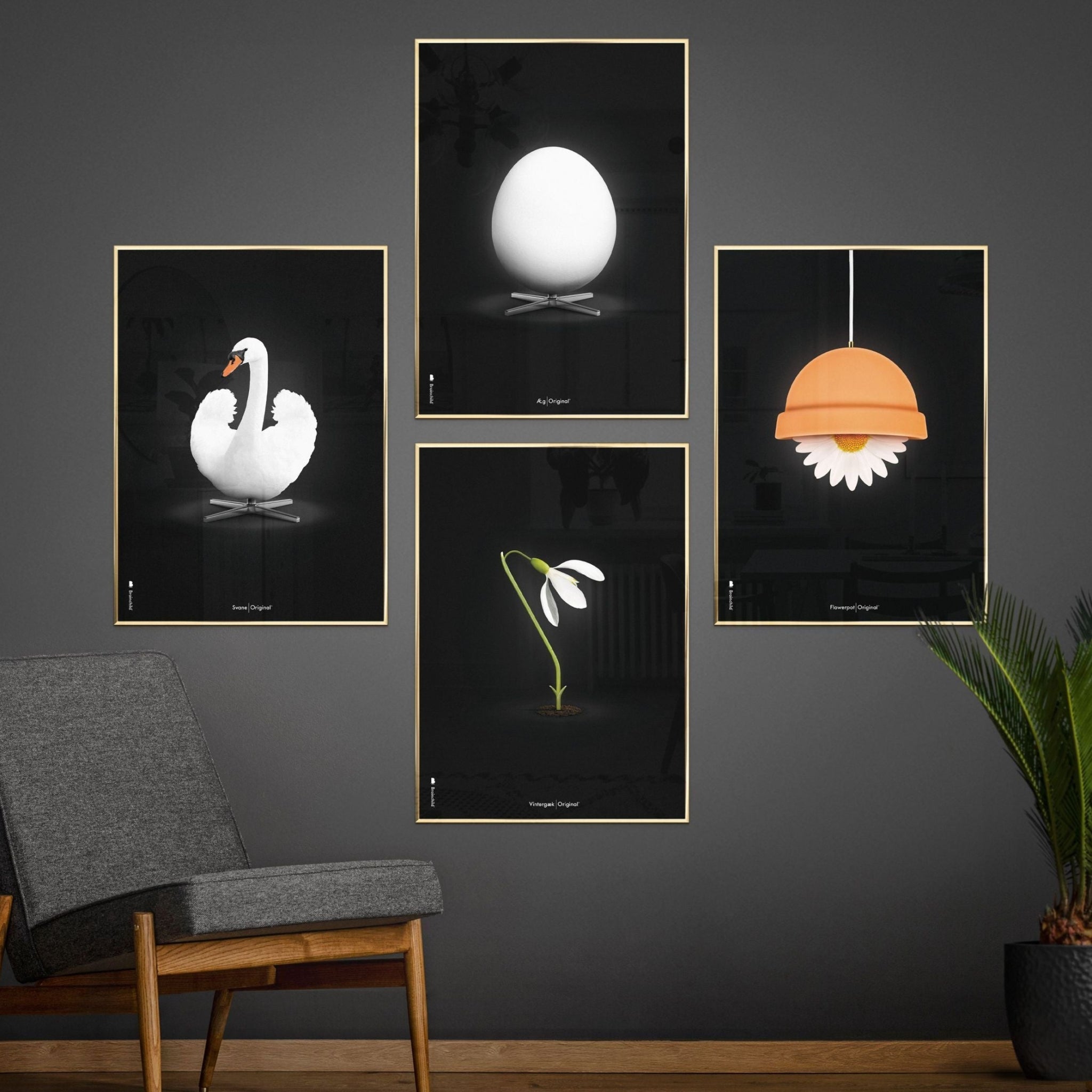Brainchild egg classic poster, brass frame 70X100 cm, black background