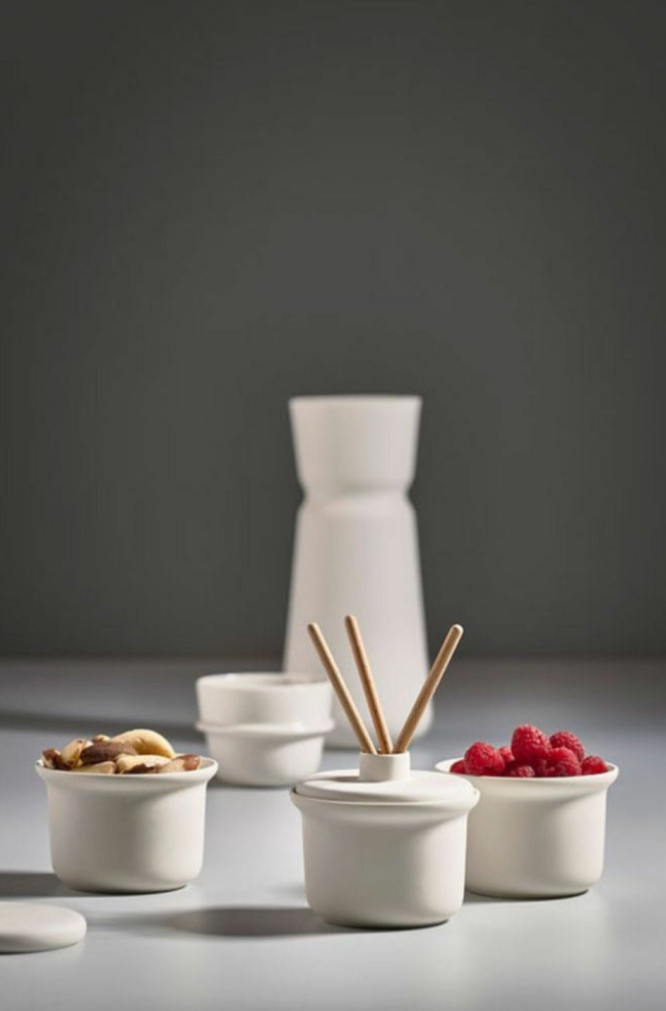 Zone Denmark Inu Glass With Lid, Cream