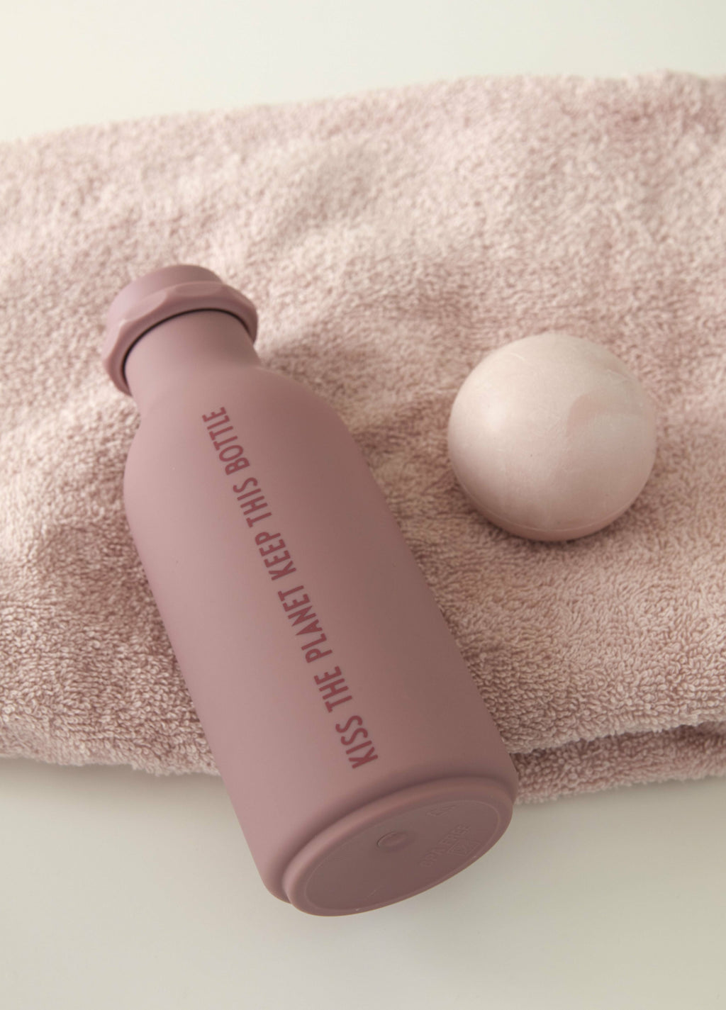 Design Letters to Go Bottle Water Bottle 500 ml, Dark Pink