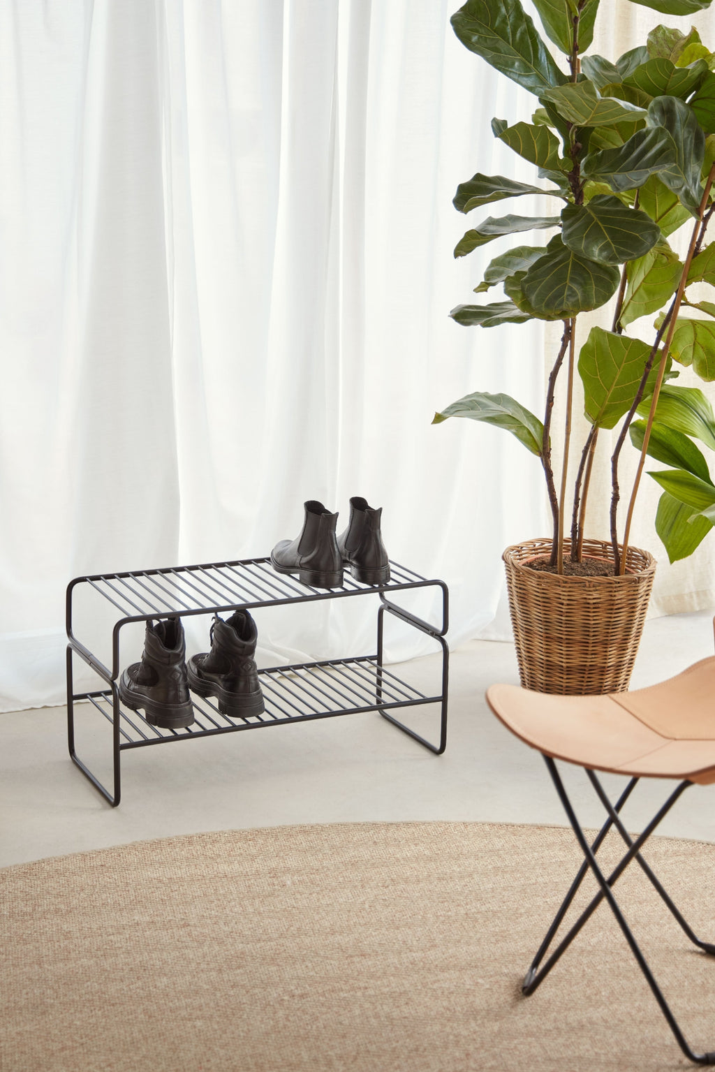 Cuero Shoe Rack