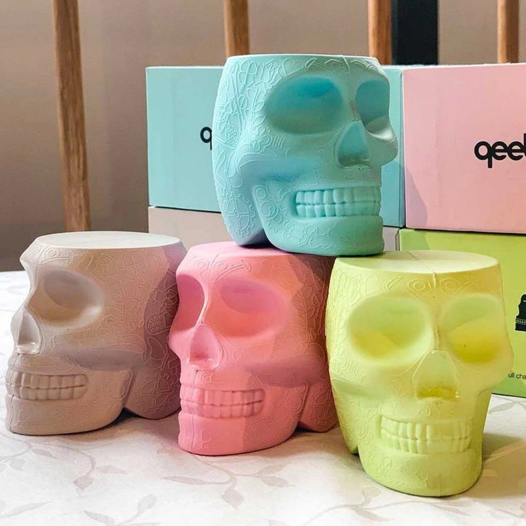 Qeeboo Mini Mexico Portable Charger - Stylish Blue 2600 mAh Power Bank