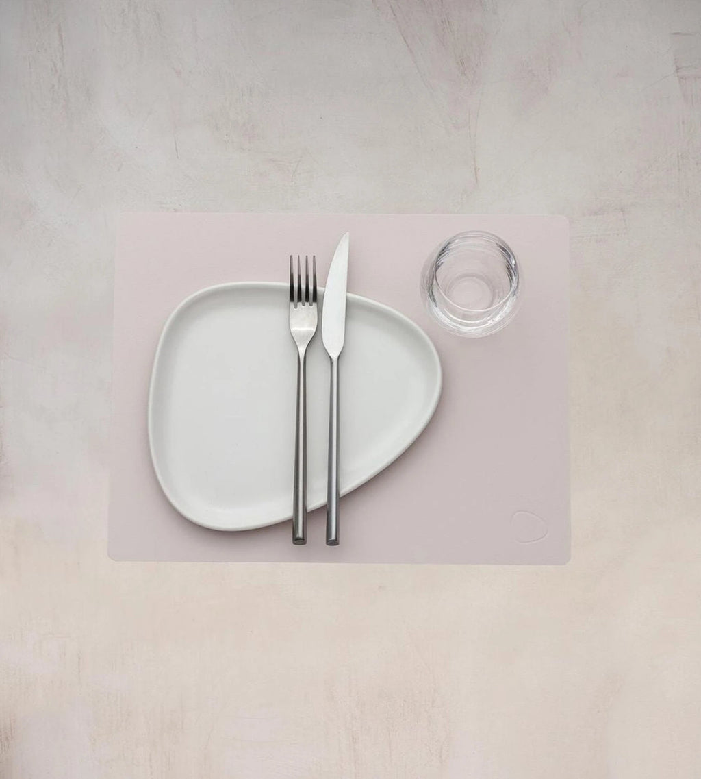 Lind DNA Square Placemat Nupo Leather M, Soft Nude