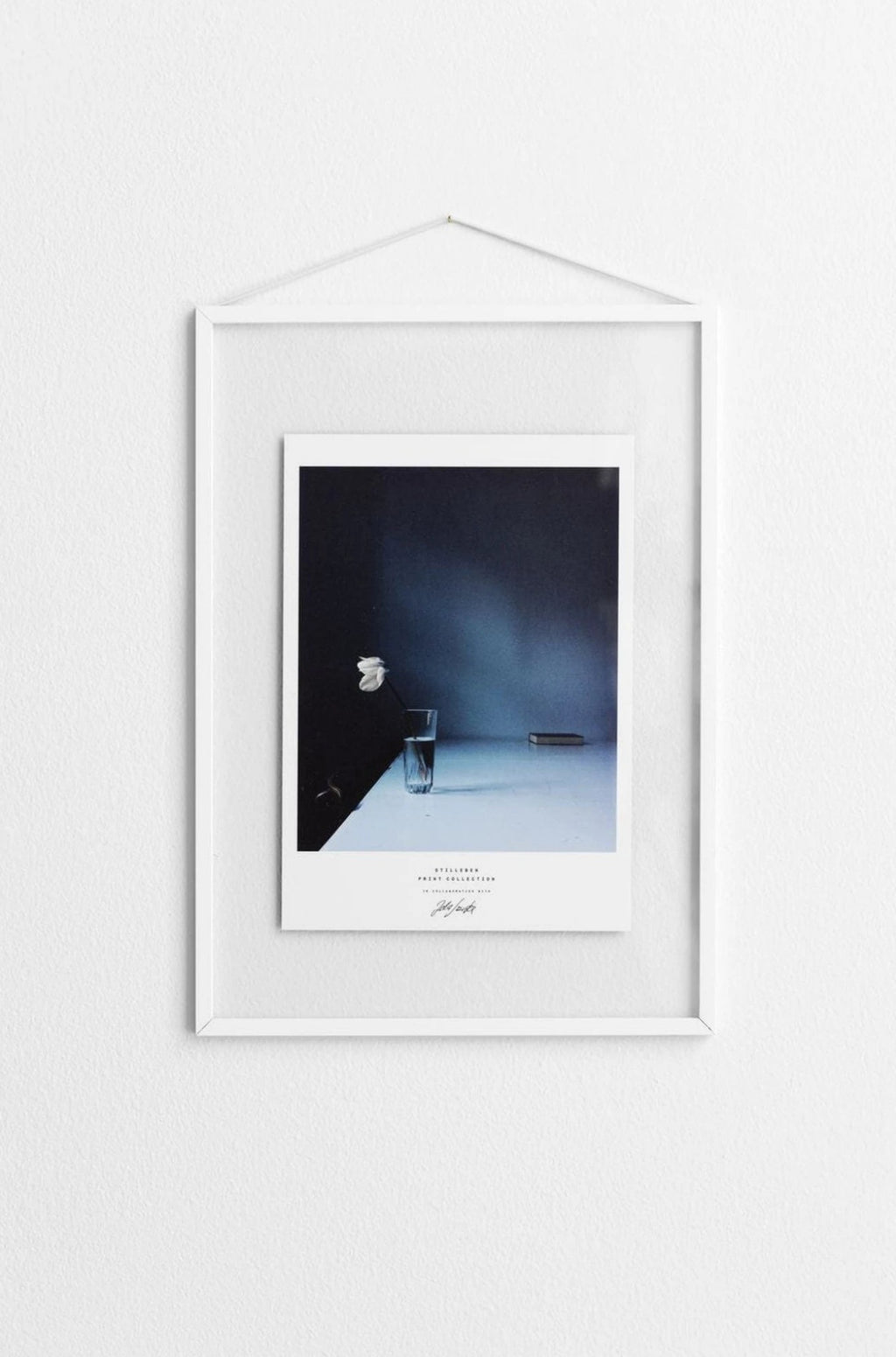 Moebe Frame A3 White - Stylish European Design with Acrylic & Aluminum