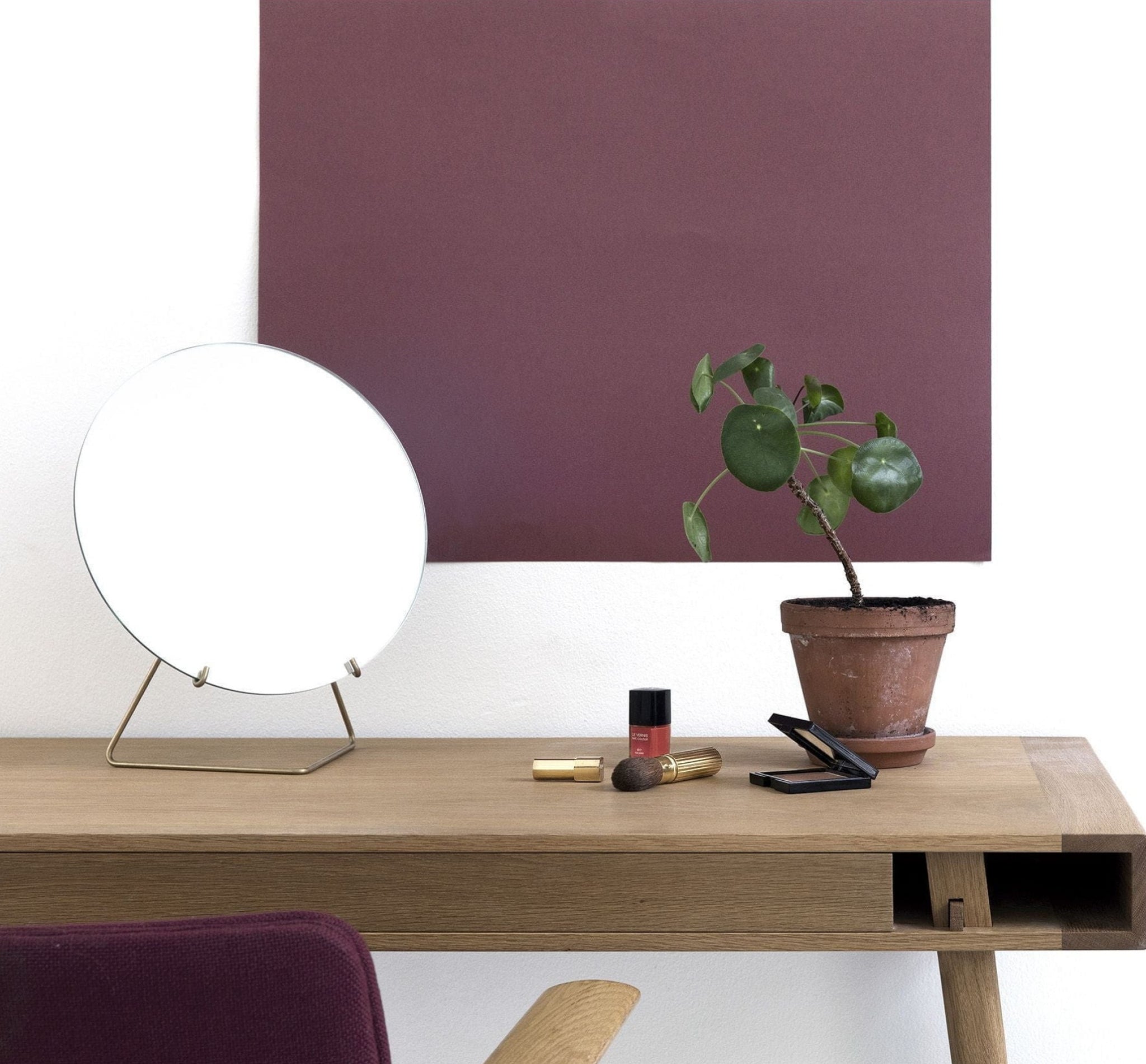 Elegant Moebe Standing Mirror Ø30 cm in Brass for Table or Shelf Decor