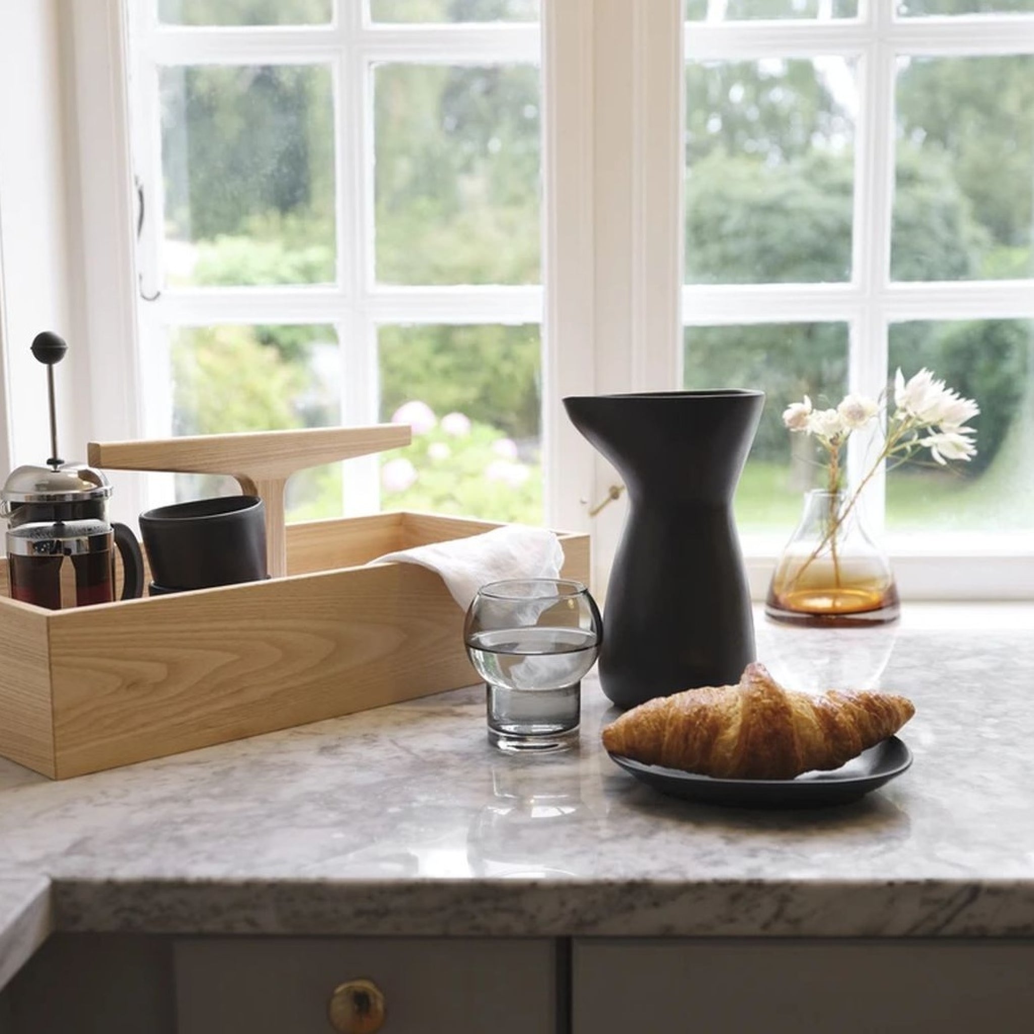 Ro Collection No. 58 Jug 1,0 Liter, Lava Stone