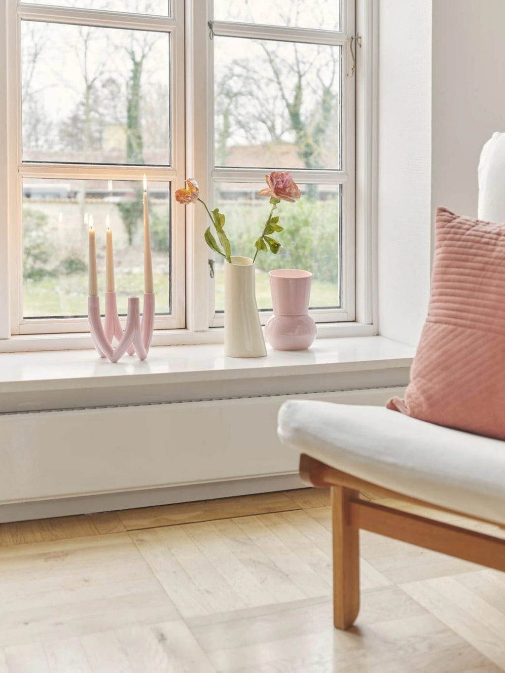 Ro Collection No. 66 Oval Vase, Pink