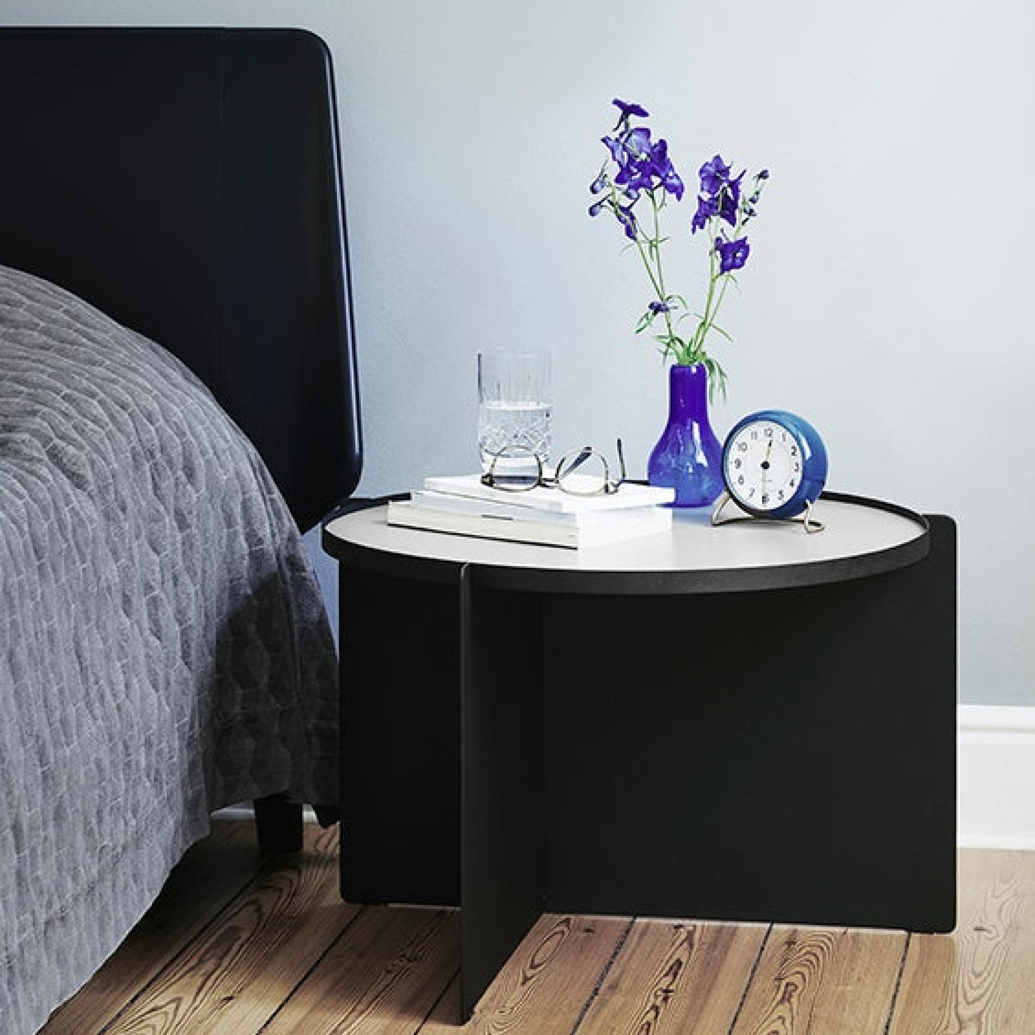 Gejst Svip Side Table Black - 60×42 Cm Steel/aluminium By C.f. Møller