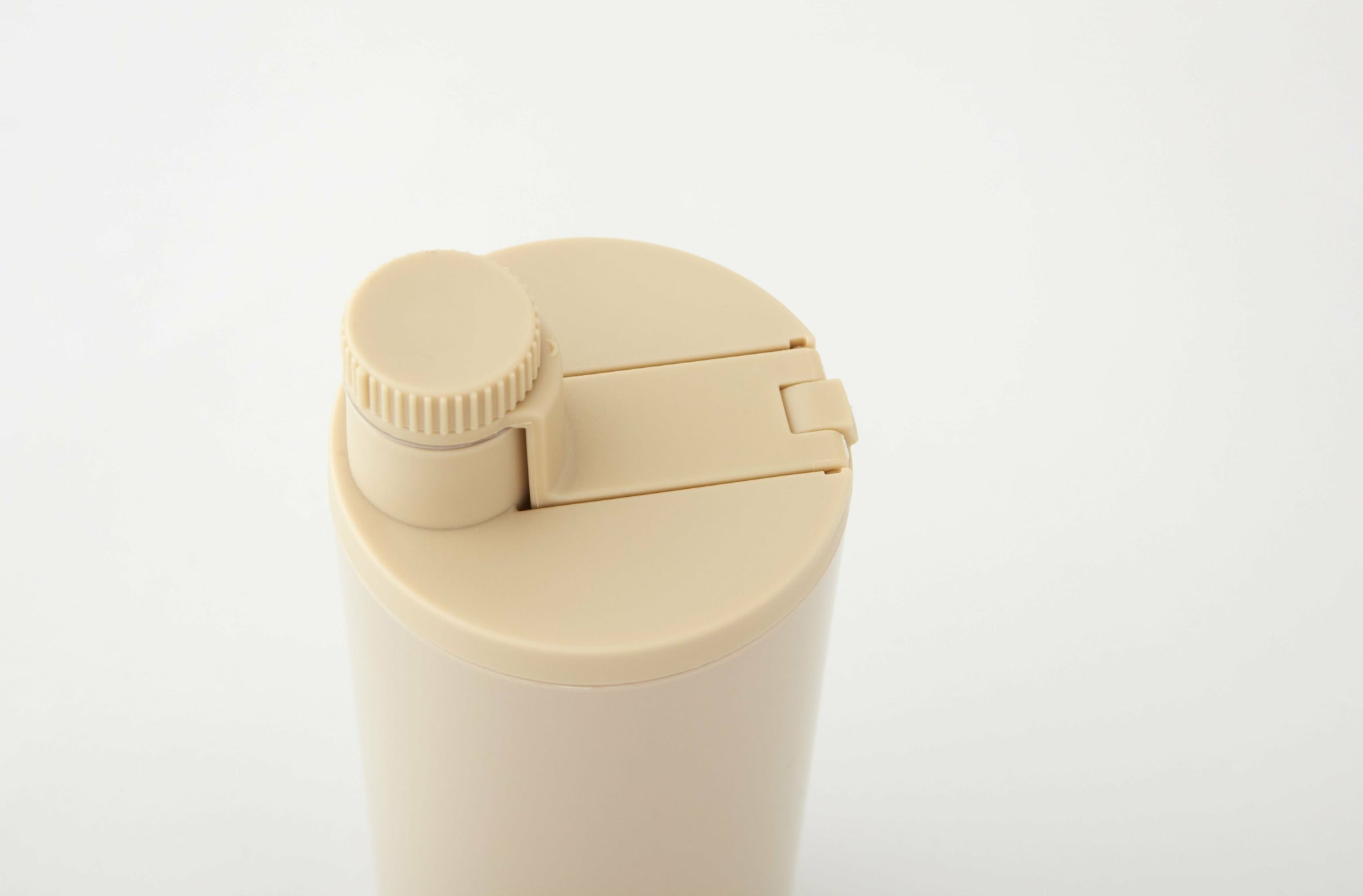 Design Letters Sports Bottle 500 ml, beige