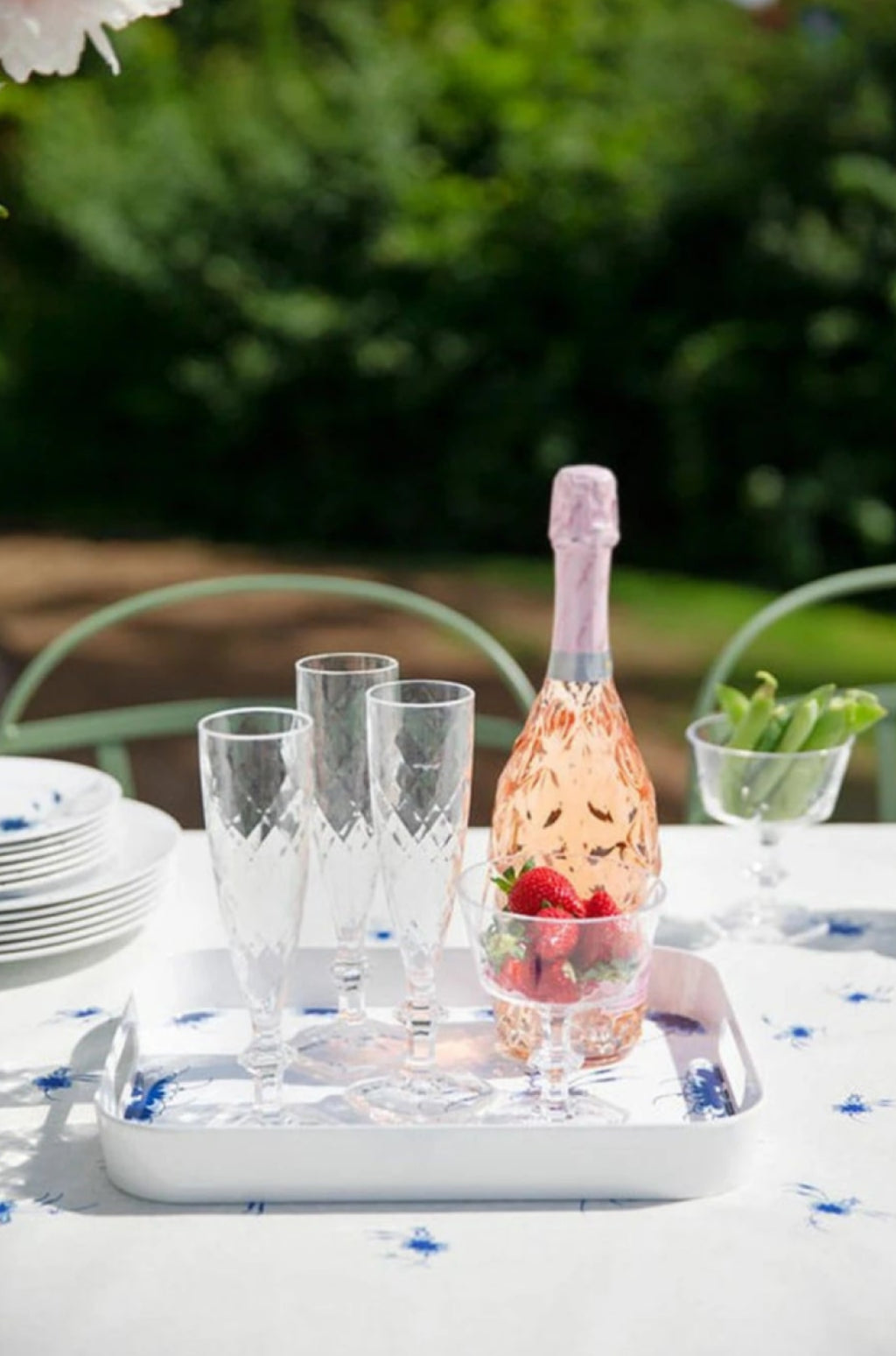 Medusa Copenhagen Glass With Crystal Plastic Base