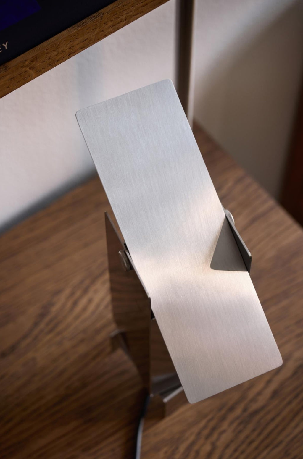 Illuminate Your Space with MOEBE's Stainless Steel Pivoting Table Lamp