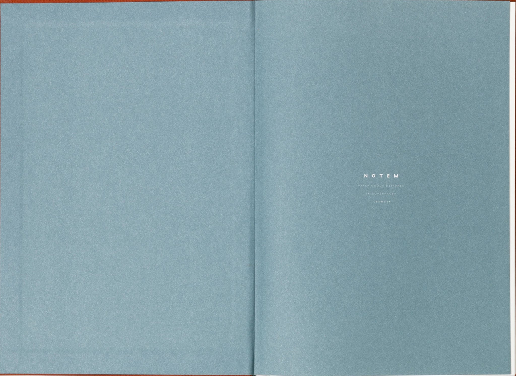 Notem Studio Bea, Notebook With Elastic Band, Dark Sienna