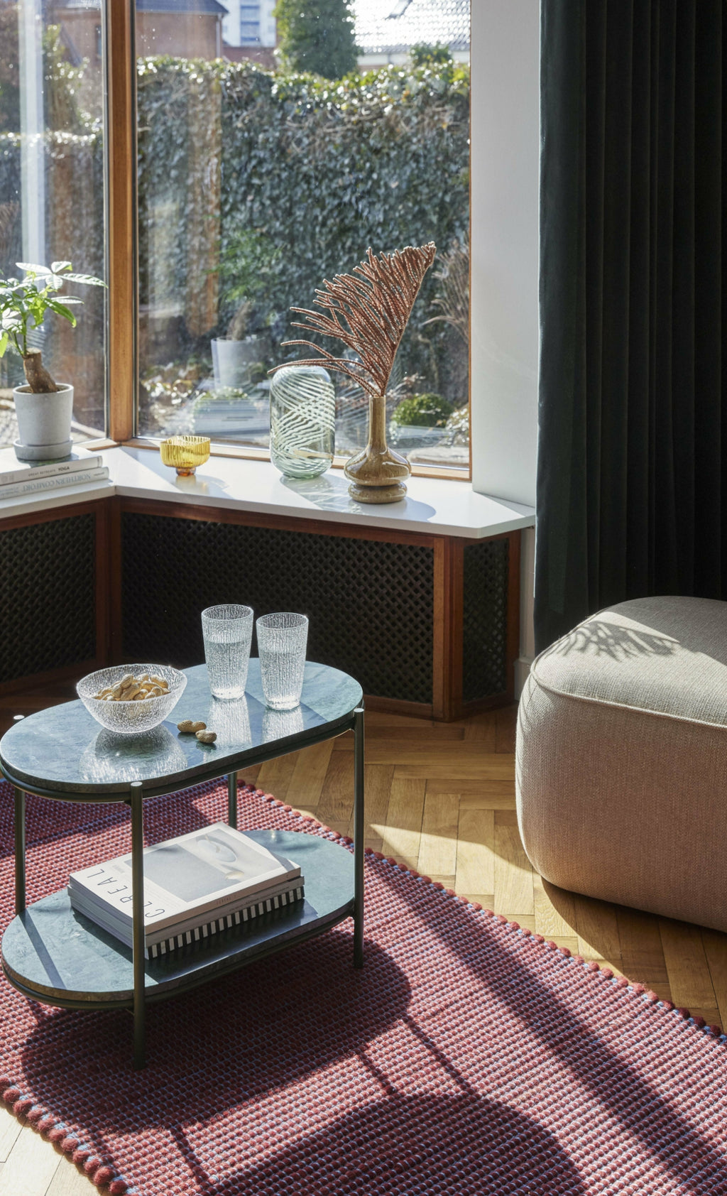 Hübsch Curve Vase Ceramic Sand