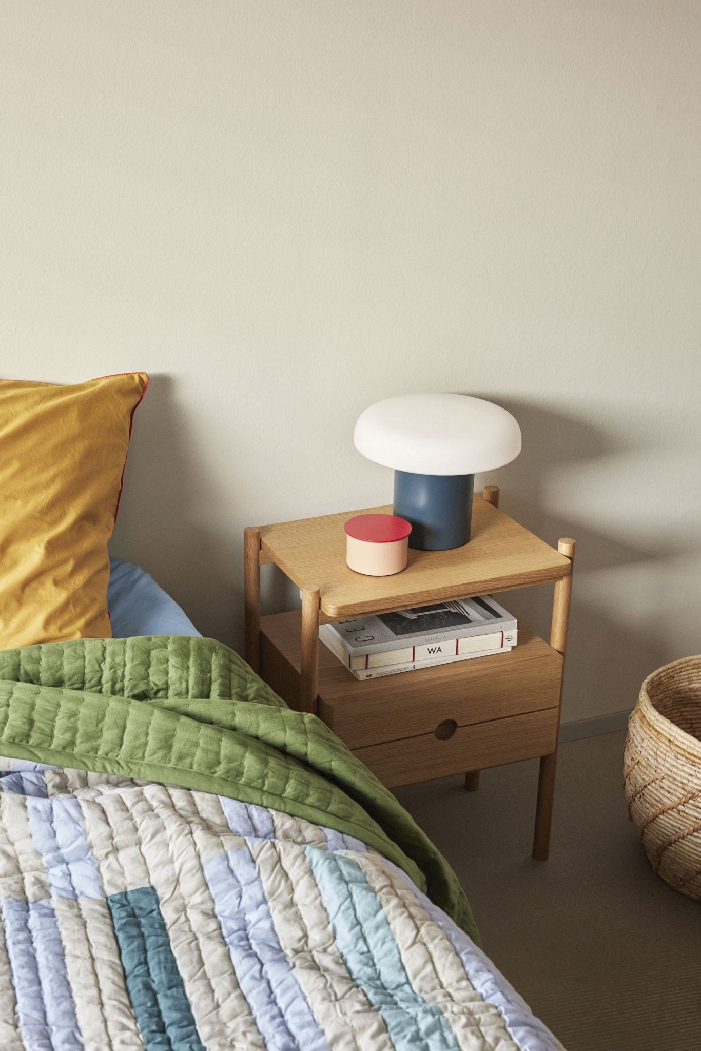 Hübsch Ateliers Table Lamp, Dark Blue