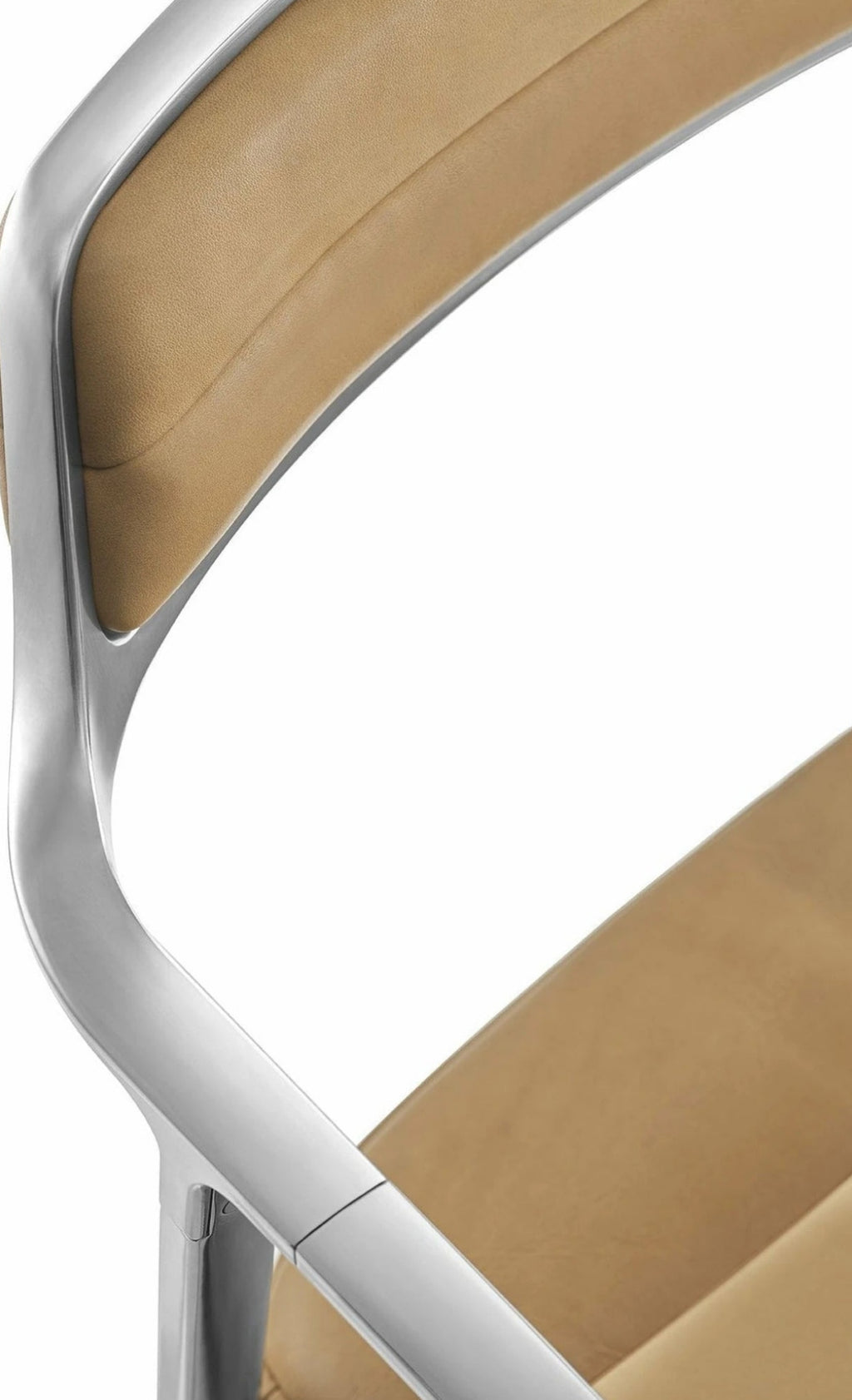 Vipp 452 Swivel Chair With Castors, Brown