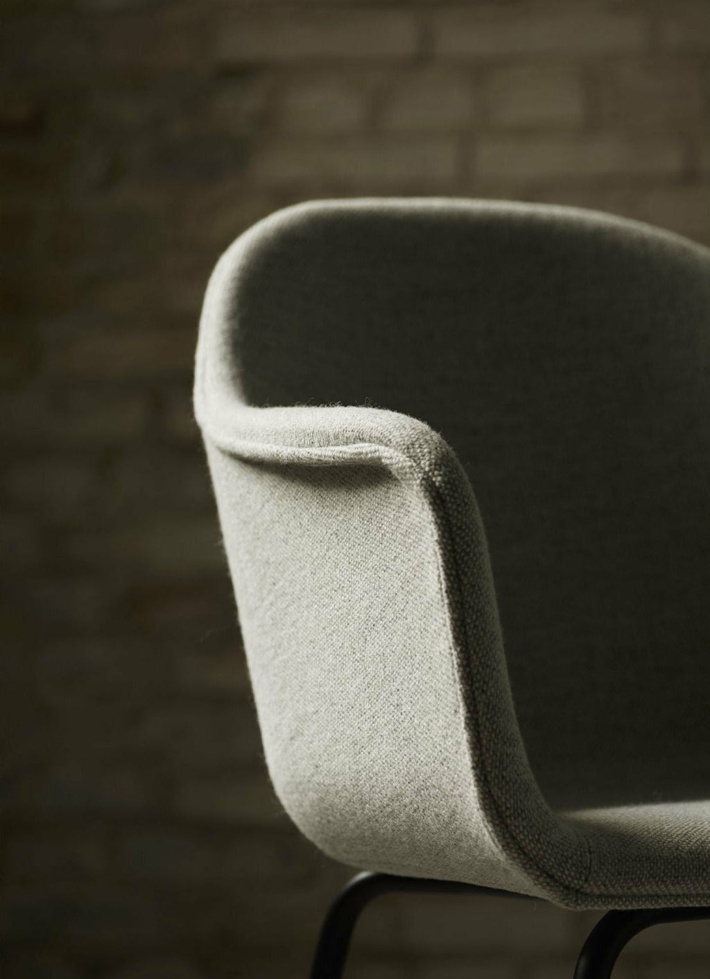 Audo Copenhagen Harbour Dining Dark Stained Oak, Burned Red