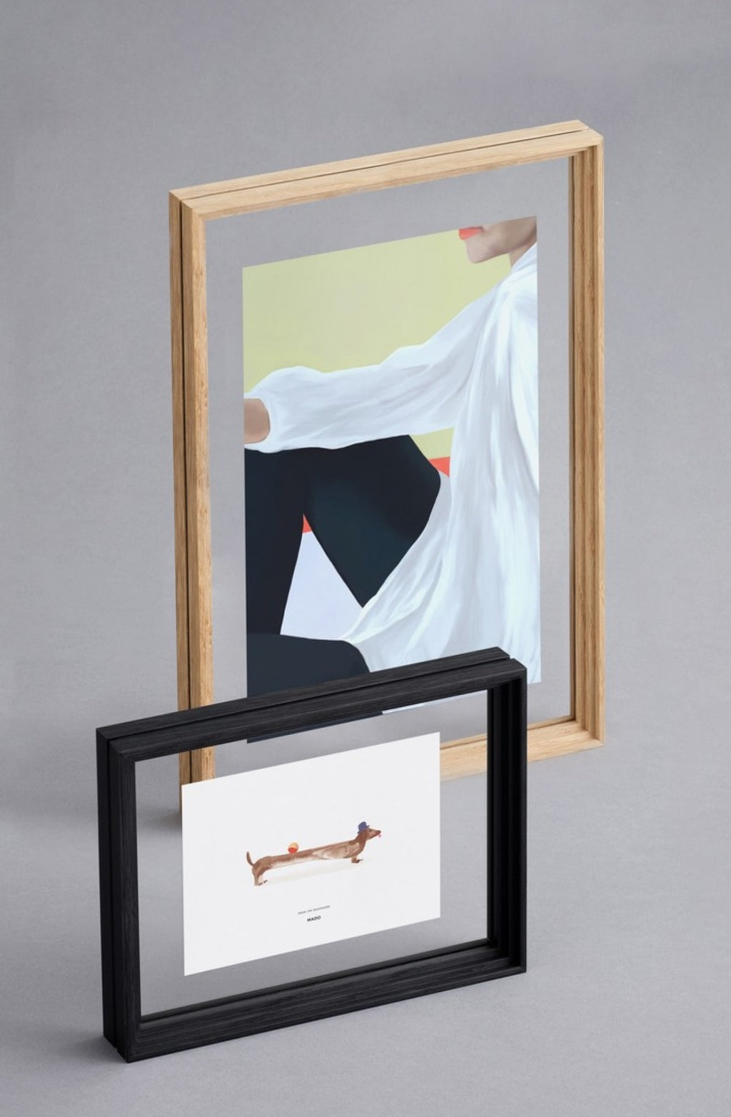 Moebe A4 Oak Frame: Stylish Acrylic & Oak Design, Made in Europe