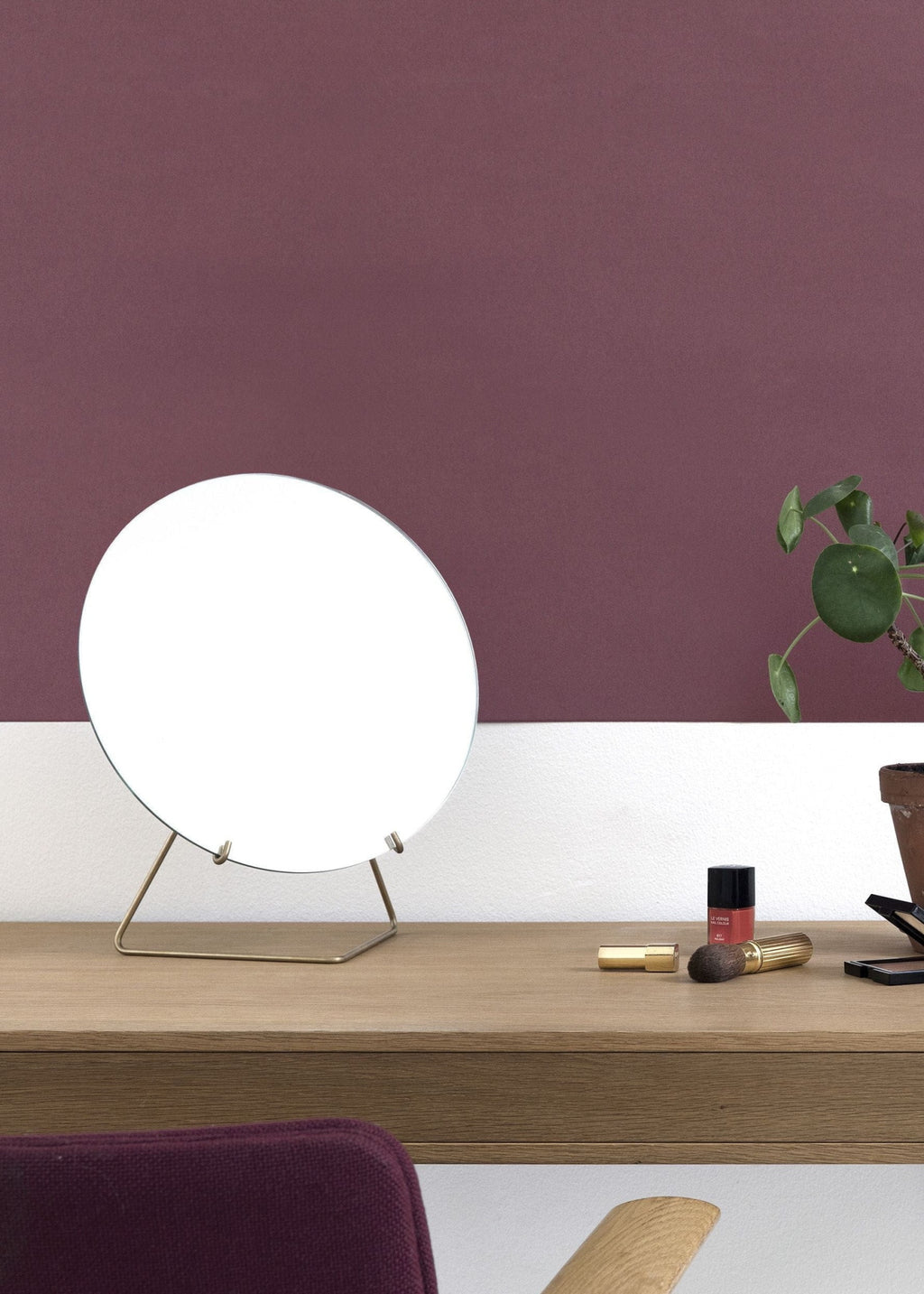 Elegant Moebe Standing Mirror Ø20 cm in Brass - Minimalist Design Decor