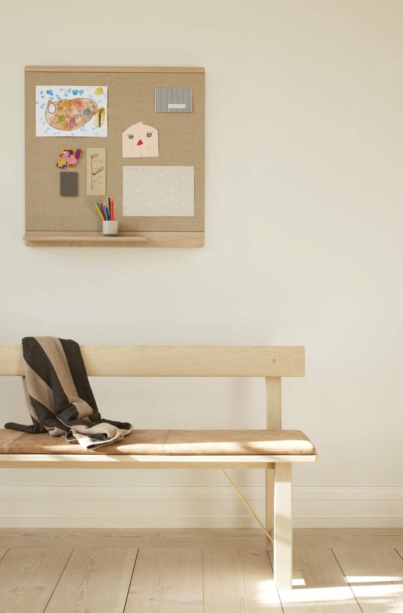 Form & Refine Rim Pinboard 75x75 cm — White Oak with Recycled Canvas