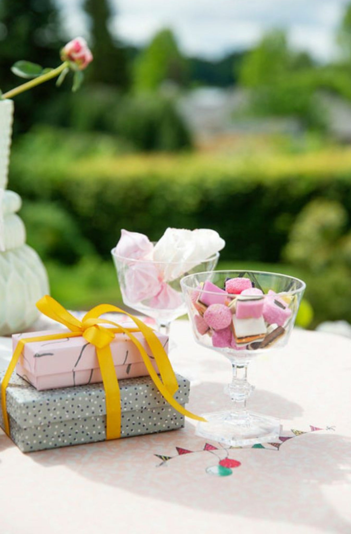 Medusa Copenhagen Glass With Crystal Plastic Base